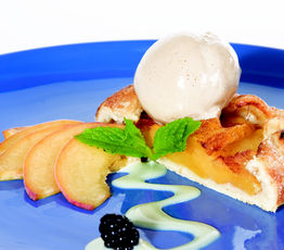 Rustic Haven Peach Tartlet