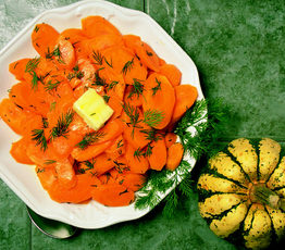 Steamed Carrots with Dill Sauce