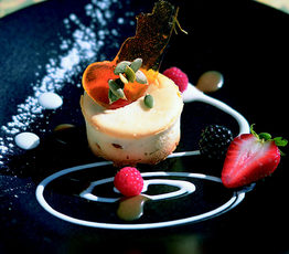 Marble Green Apple and Maple Syrup Cheesecake with Carmel Sauce