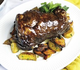 Lamb Pot Roast with Roasted Garlic Jus