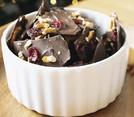 Festive Dark Chocolate, Cranberry and Pretzel Bark
