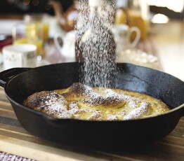 Oven-Puffed Maple Pancake