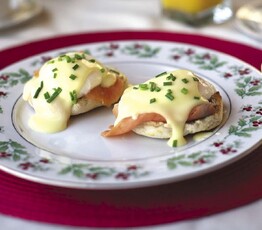 Eggs Loyalist