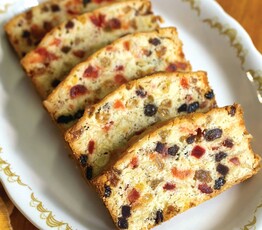 Mum's Light Fruitcake