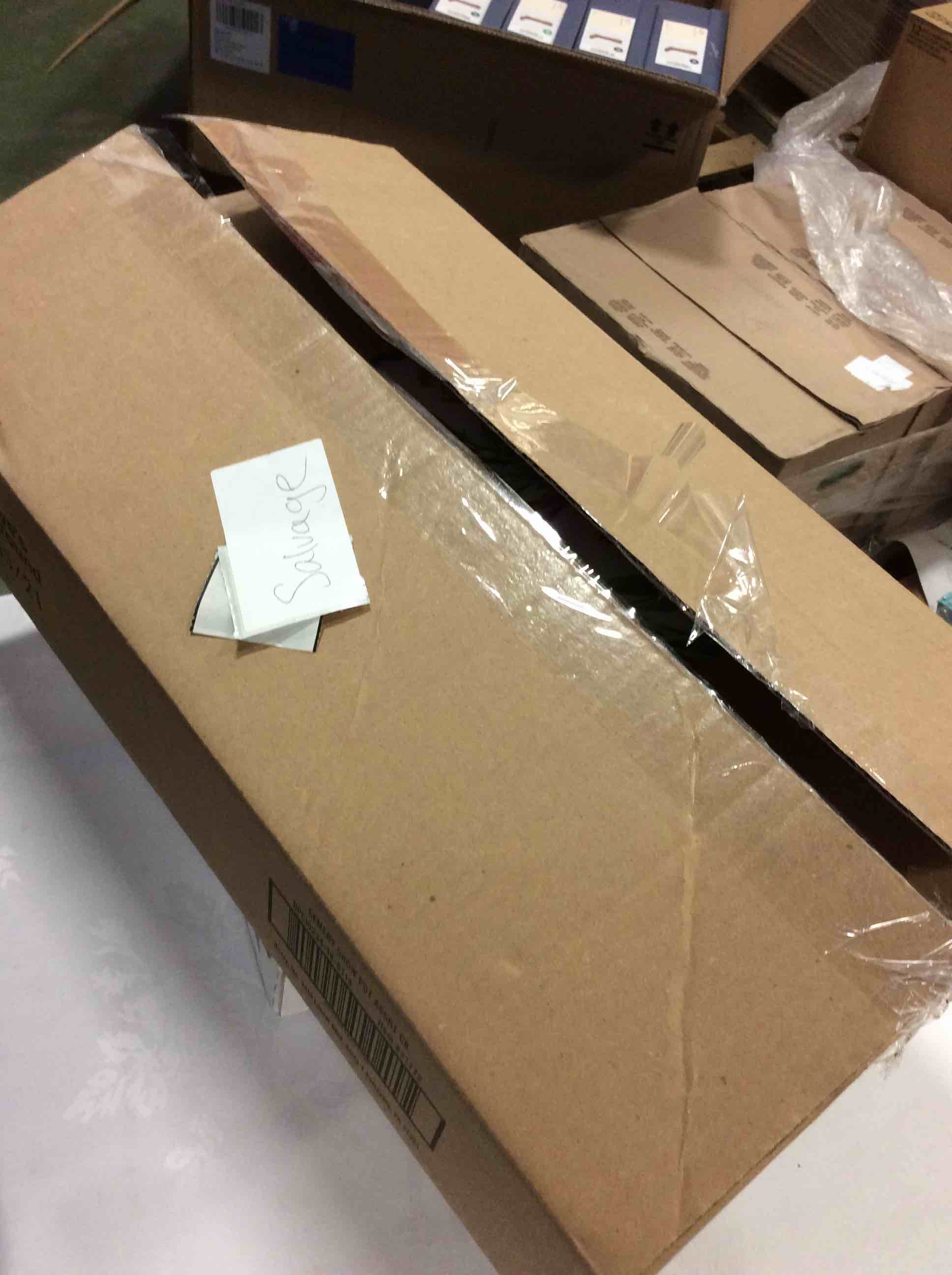 https://s3.amazonaws.com/lotting-images-prod/00698942217725_1634906011878.jpeg