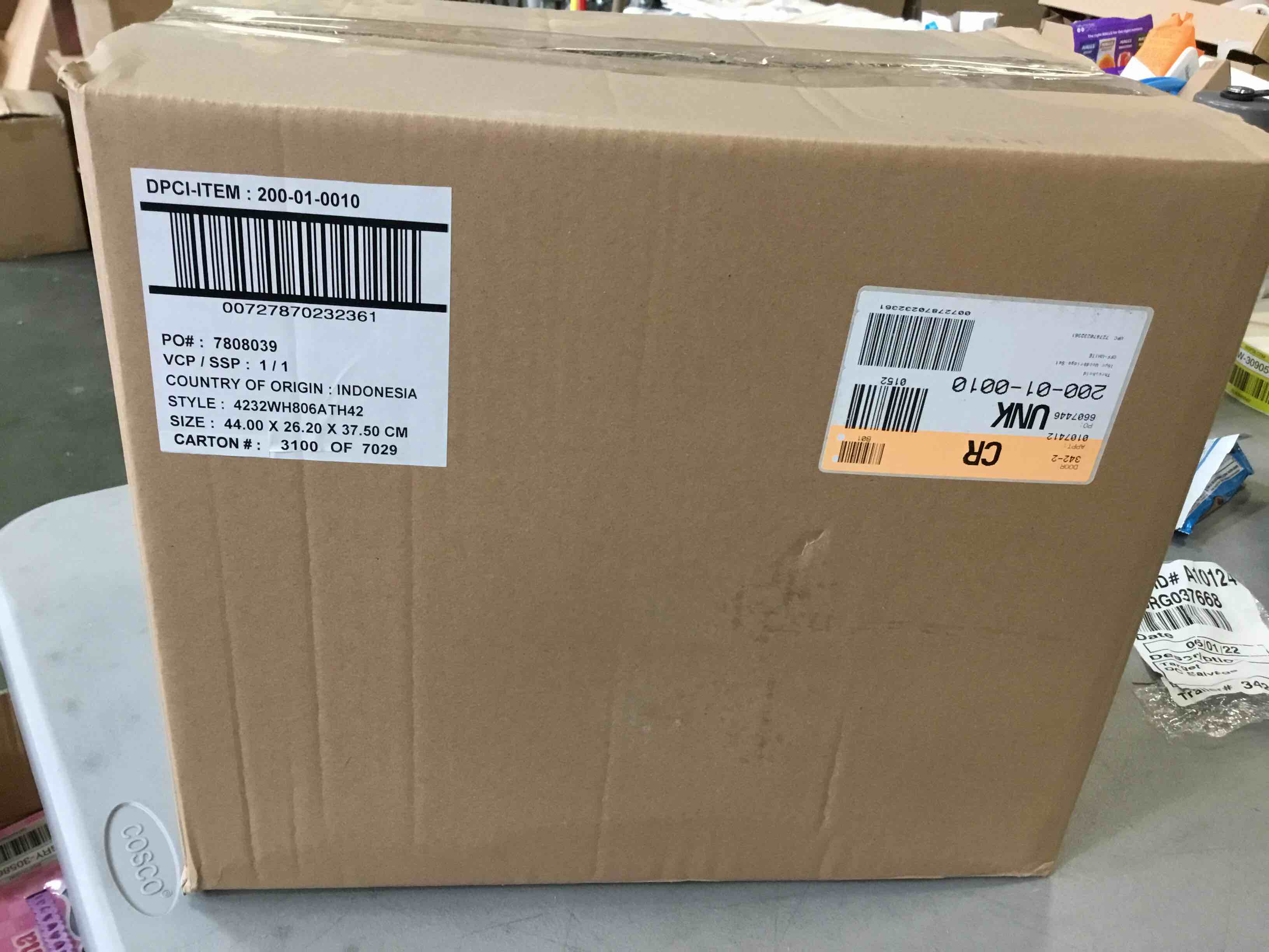https://s3.amazonaws.com/lotting-images-prod/00727870232361_1654777294359.jpeg