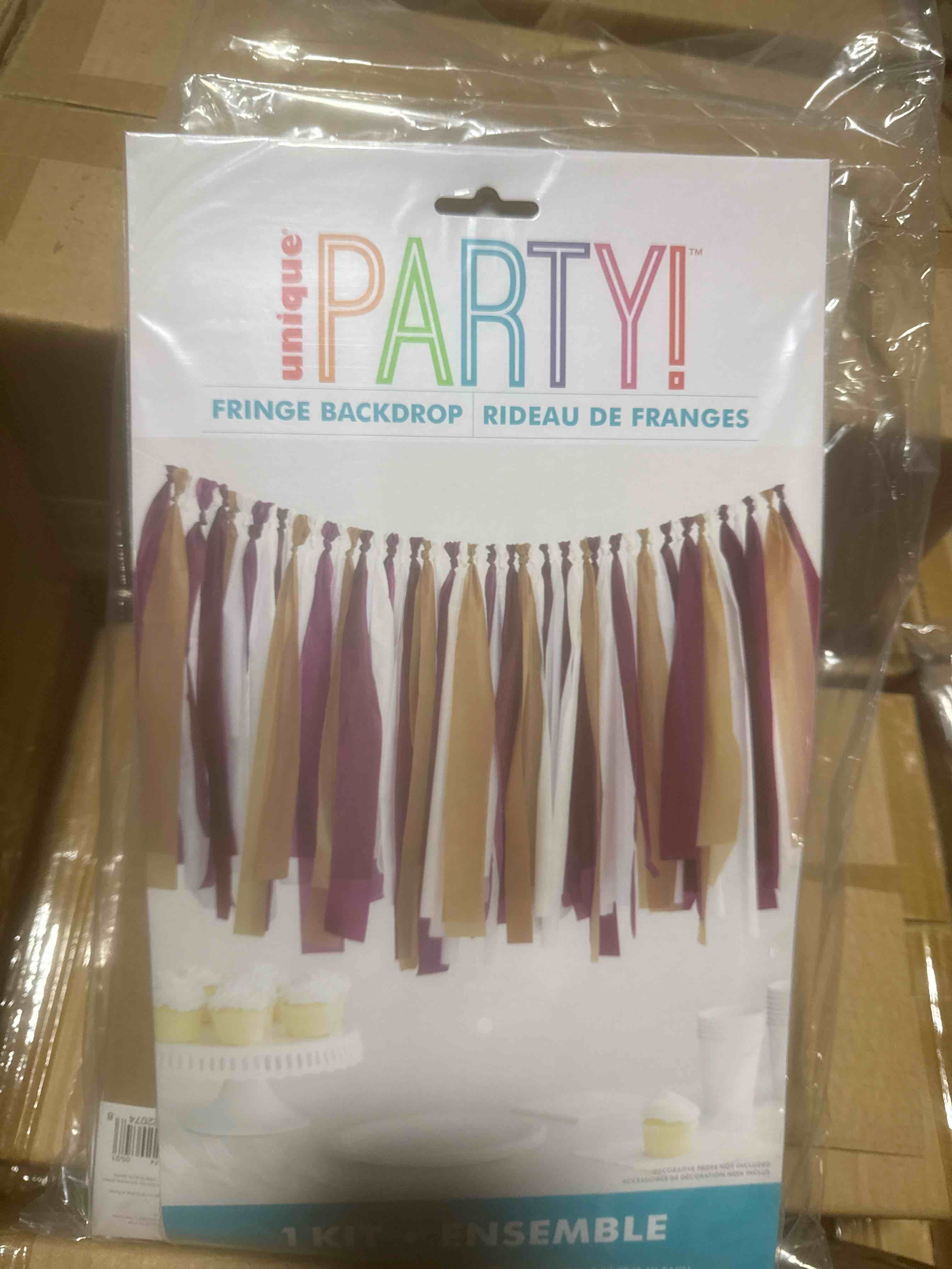case of 6 unique party fringe backdrop kit