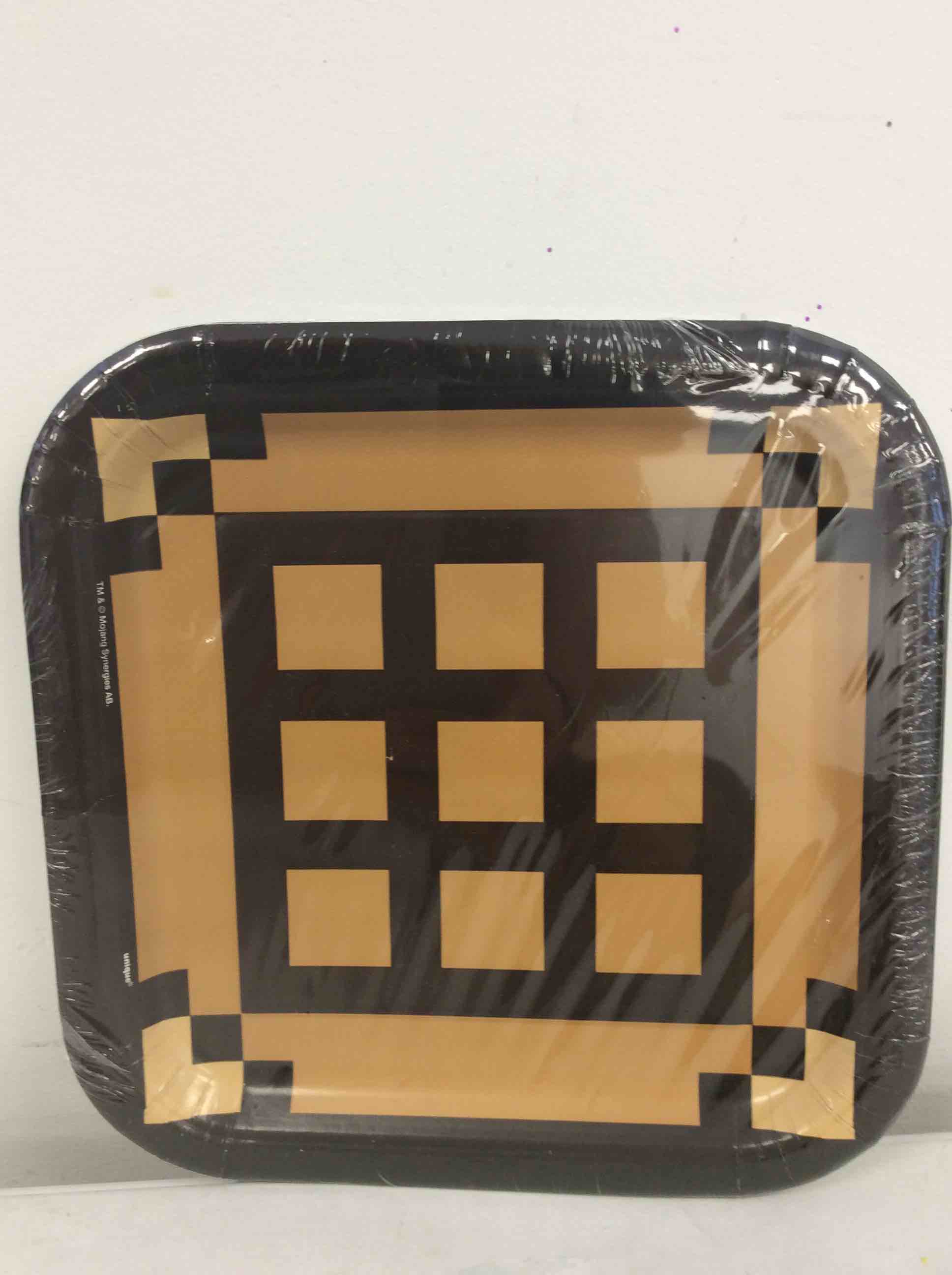 Condition photo showing New/Like New for unique minecraft square paper dinner plates, 9" x 9", multicolor