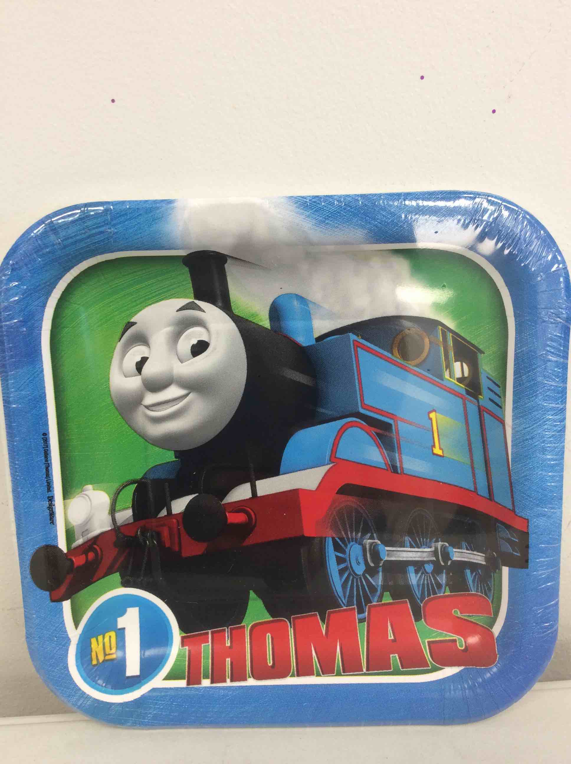 Condition photo showing New/Like New for gullane thomas limited party plates 8 pcs