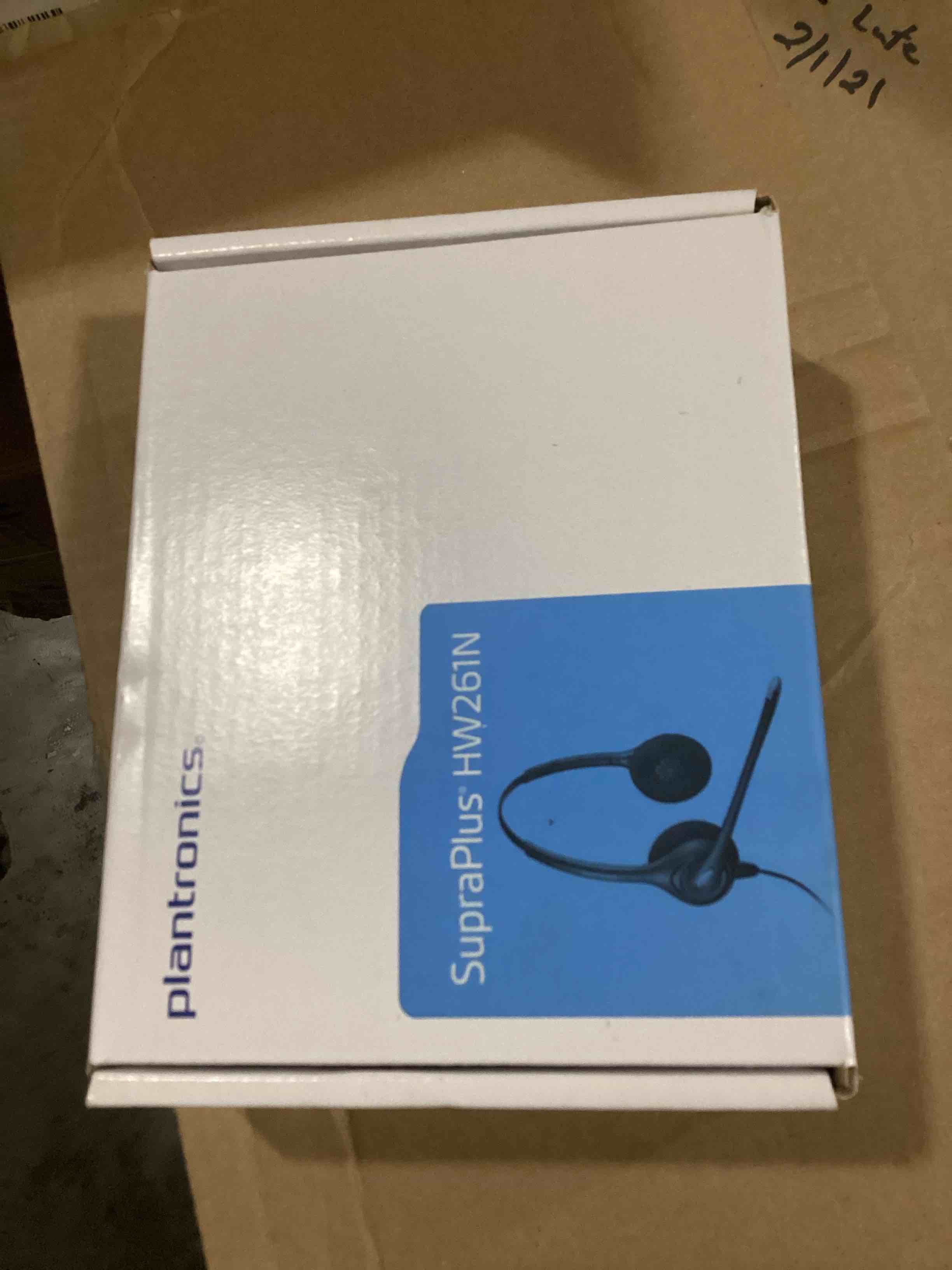 https://s3.amazonaws.com/lotting-images-prod/017229136823_1747329865914.jpeg