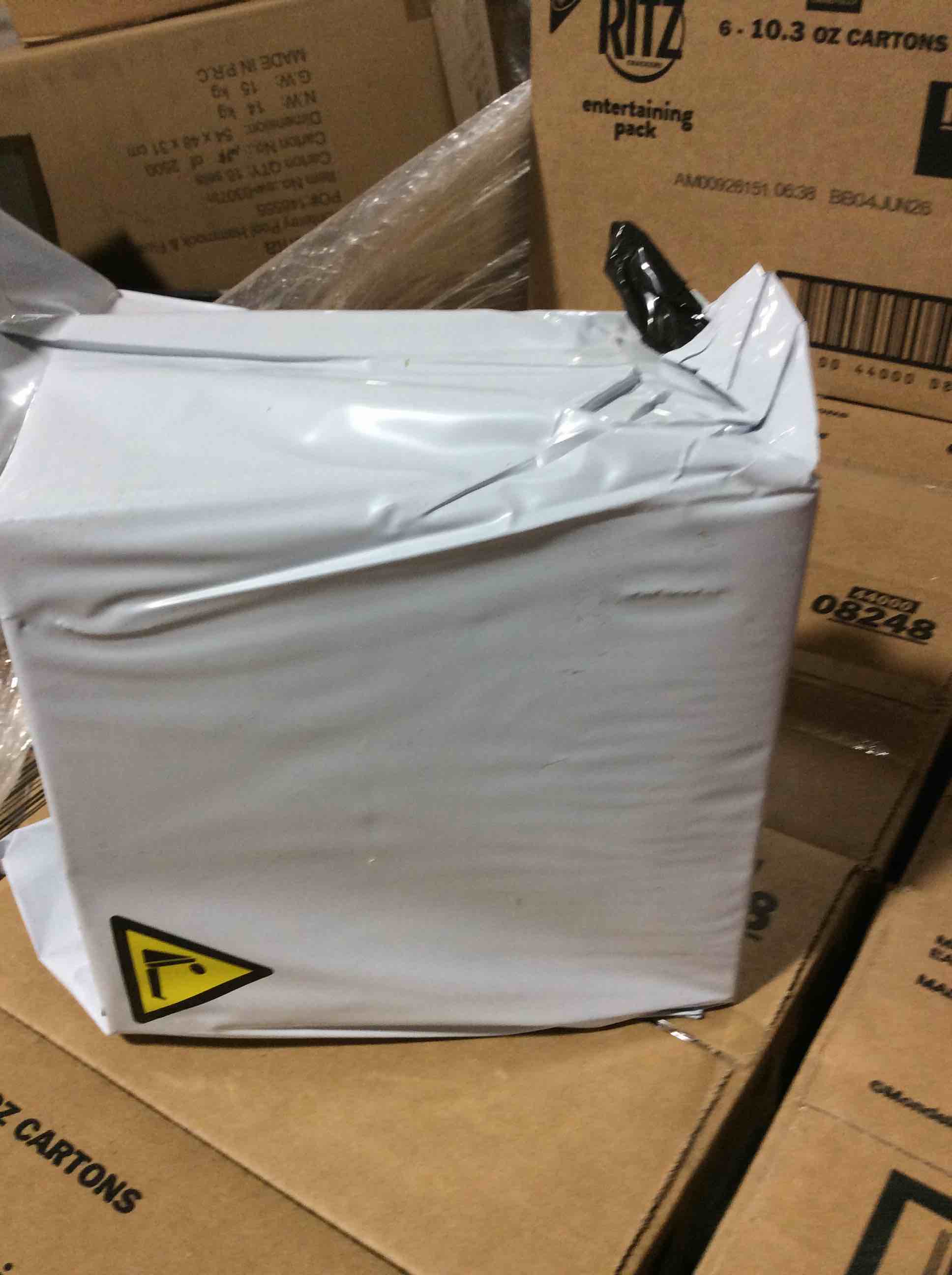 https://s3.amazonaws.com/lotting-images-prod/018227300612_1779983156622.jpeg