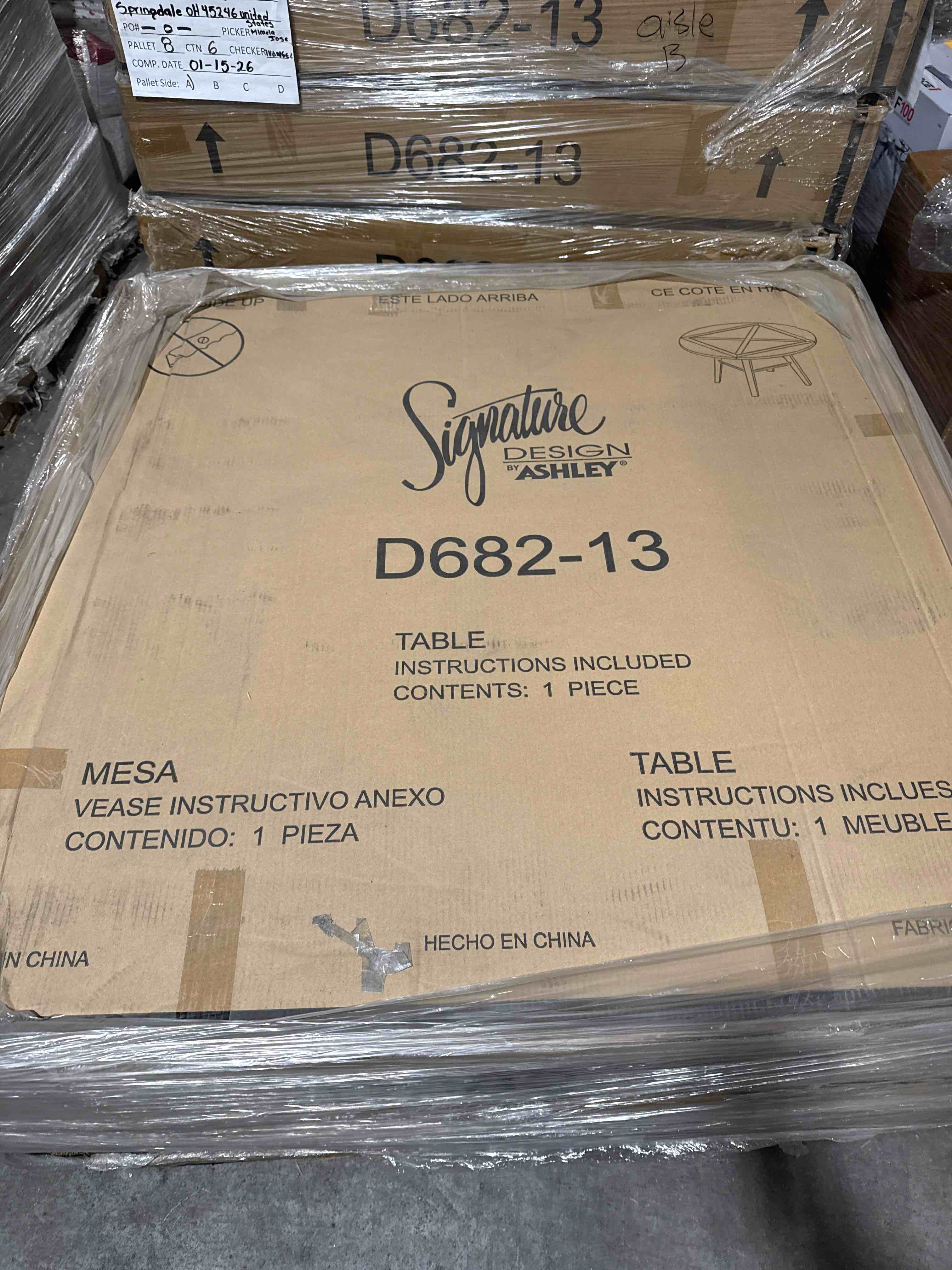 Condition photo showing New/Like New for clazidor counter height dining table