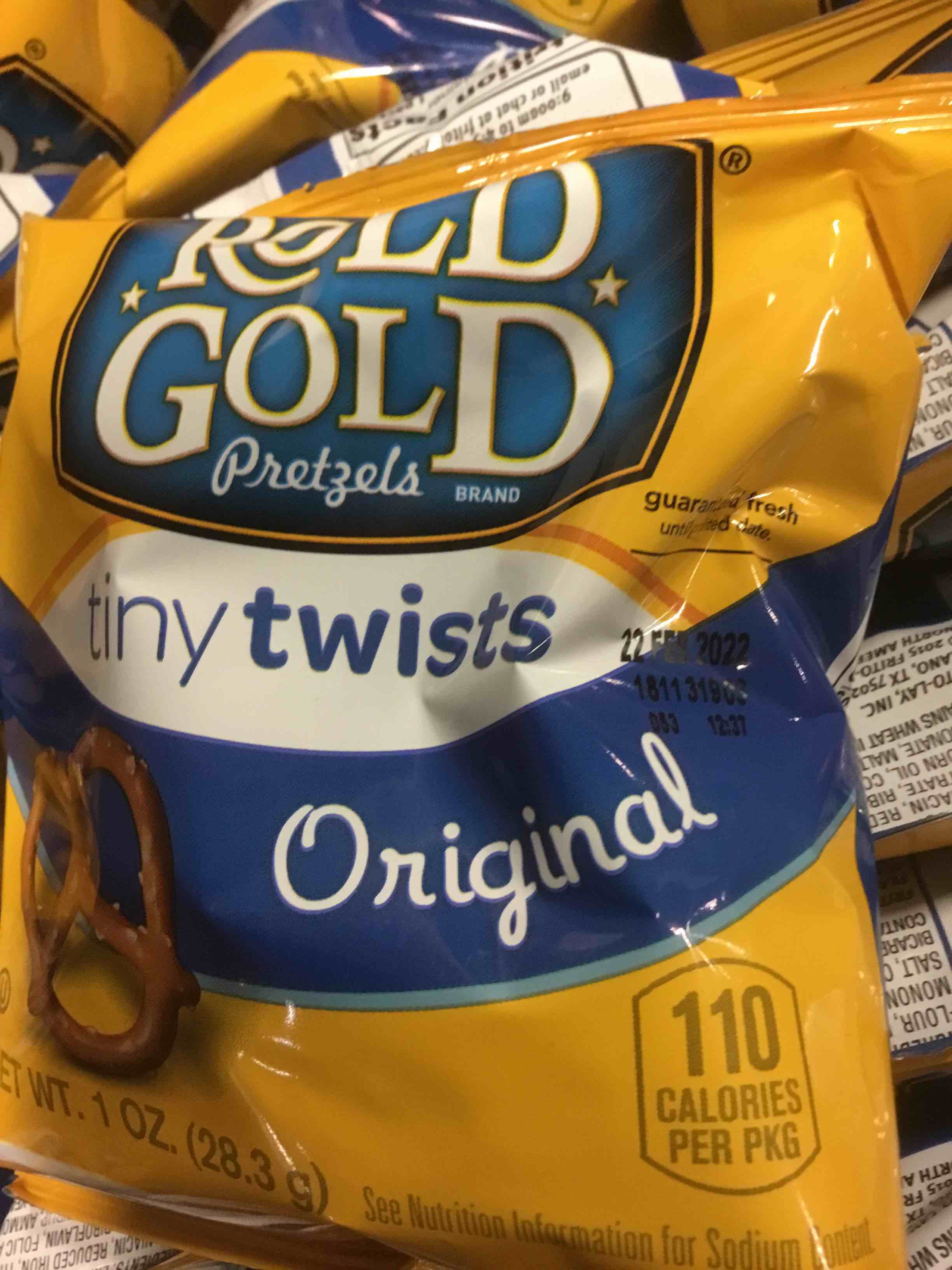 Condition photo showing New/Like New for 64 bags rold gold tiny twists pretzels, 1 ounce (pack of 88) (((bbd feb/2022)))