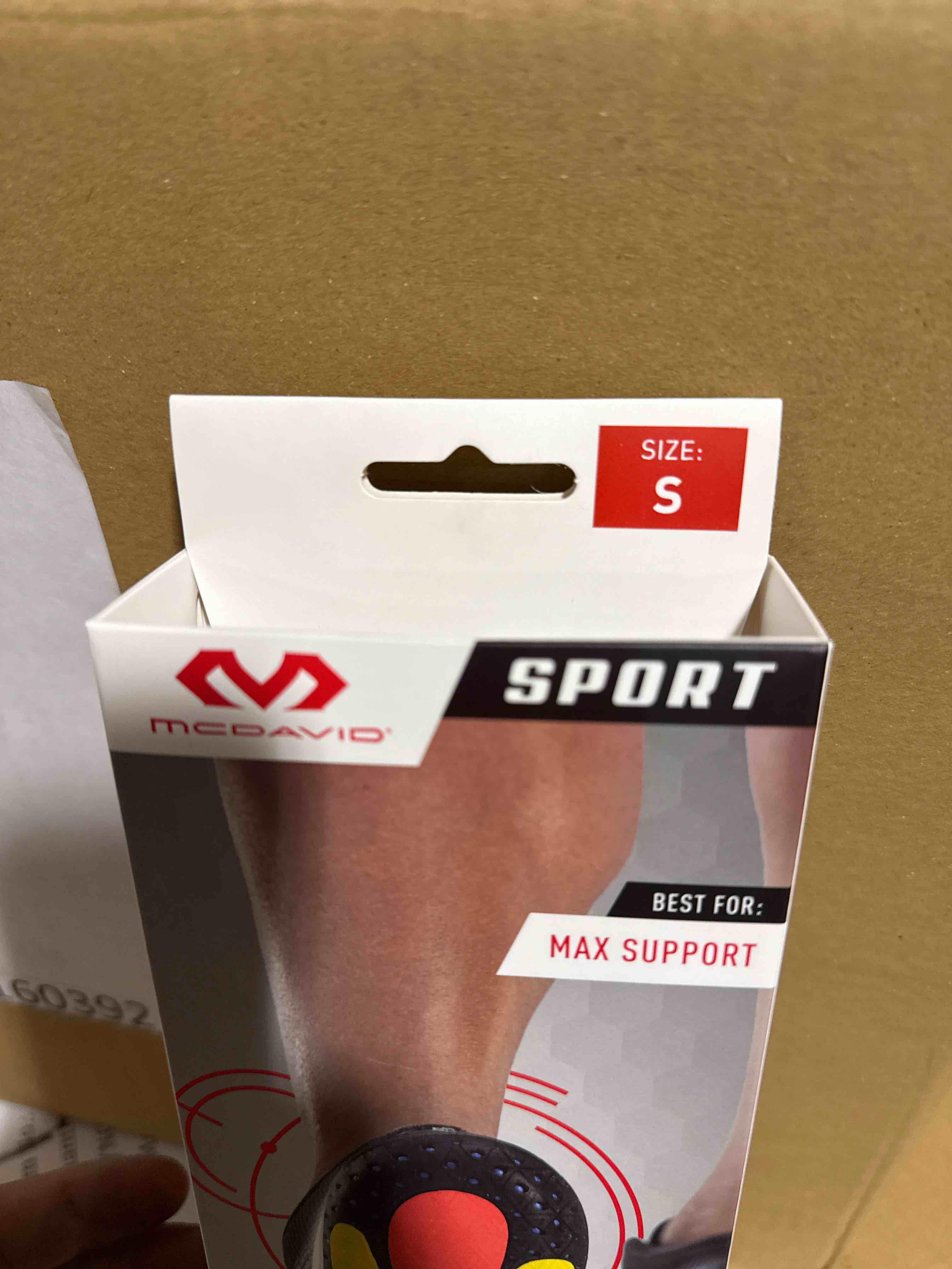 https://s3.amazonaws.com/lotting-images-prod/029369160392_1761150581640.jpeg