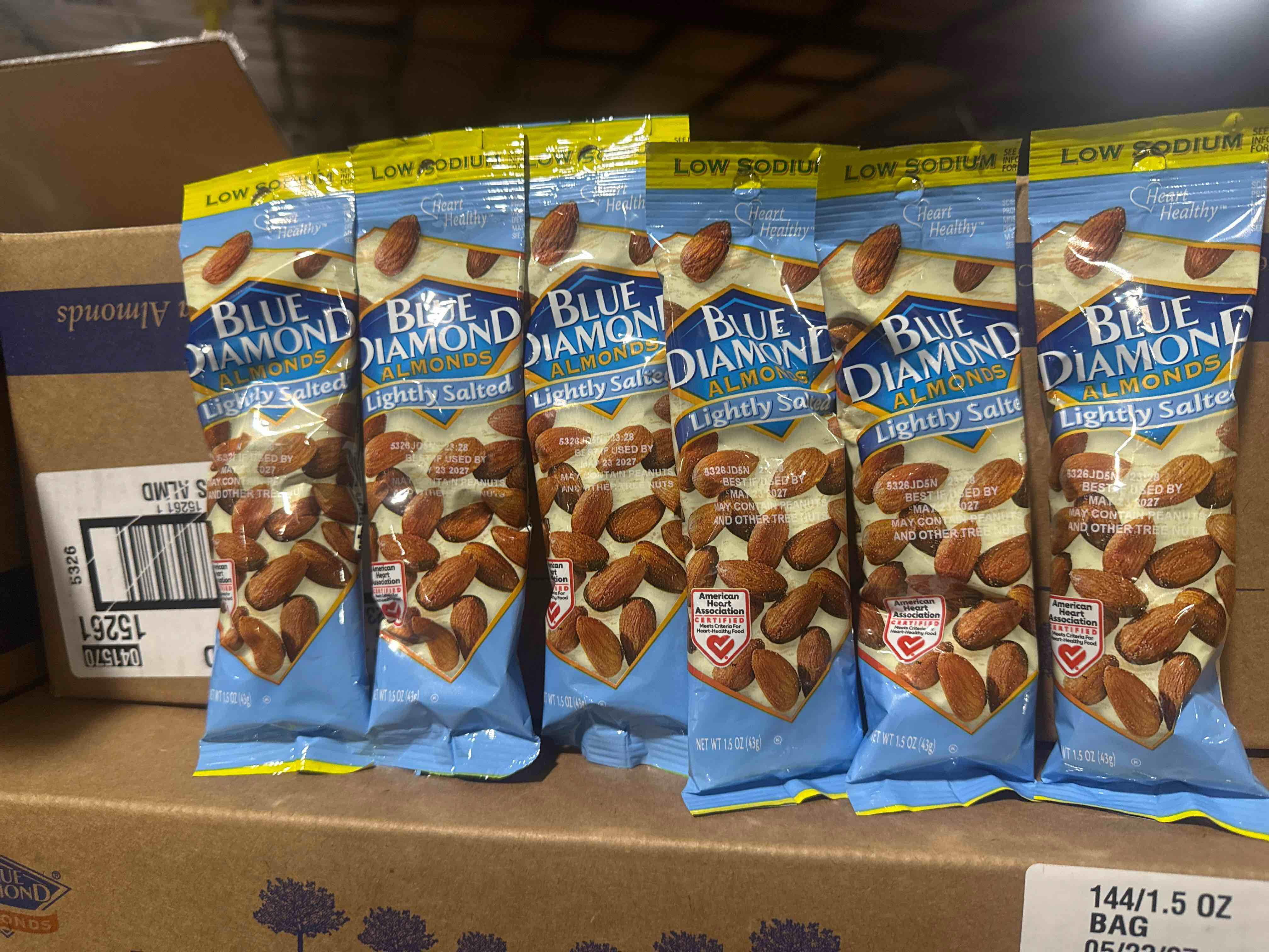 Condition photo showing New/Like New for blue diamond lightly salted low sodium almonds 1.5 oz bb 5/23/2027