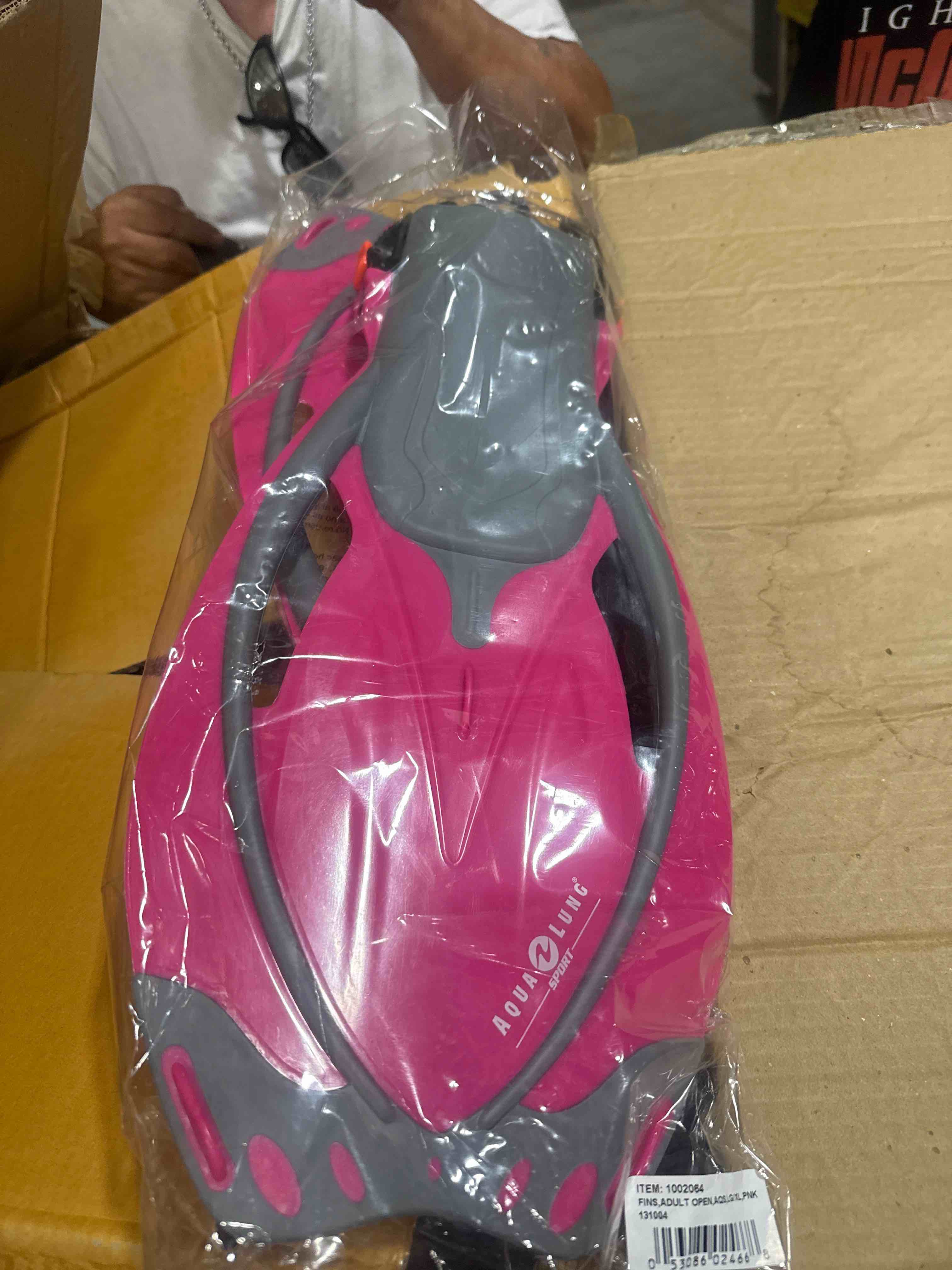 Condition photo showing Brand New for aqua lung sport fins, adult large/ extra large pink