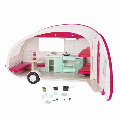 Lori pink camper