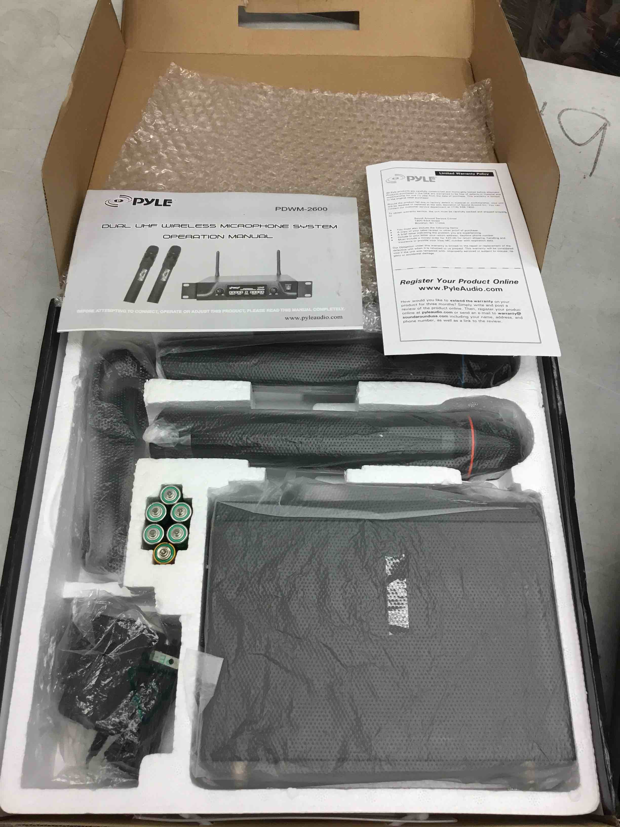 https://s3.amazonaws.com/lotting-images-prod/068888875561_1690209873658.jpeg