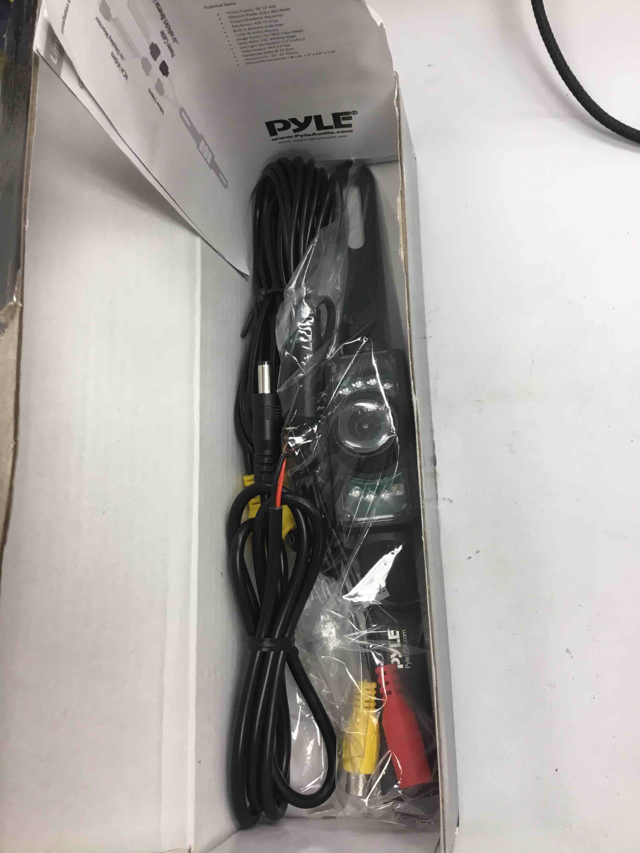 https://s3.amazonaws.com/lotting-images-prod/068888885324_1687267263976.jpeg