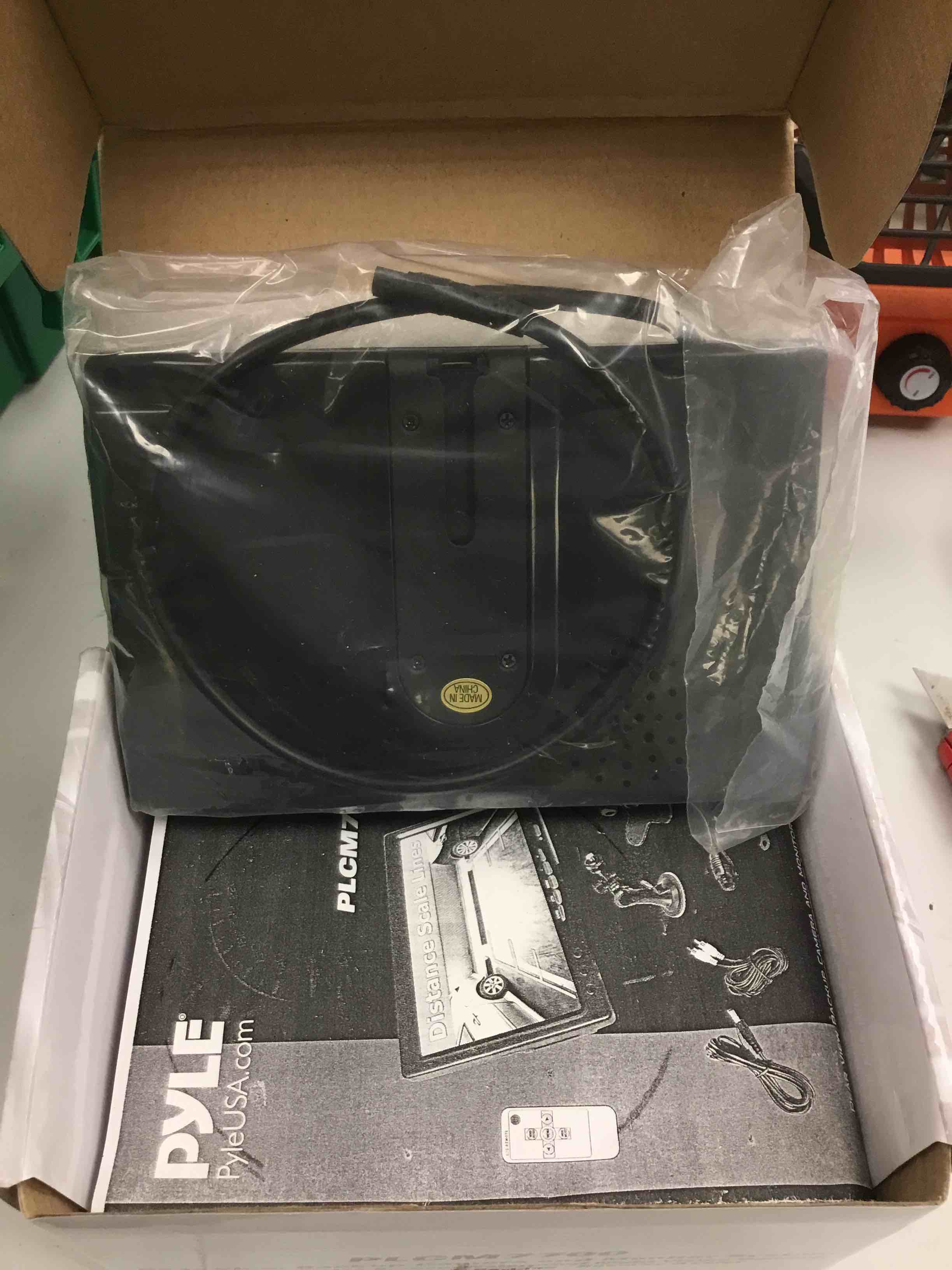 https://s3.amazonaws.com/lotting-images-prod/068889010572_1687266074521.jpeg