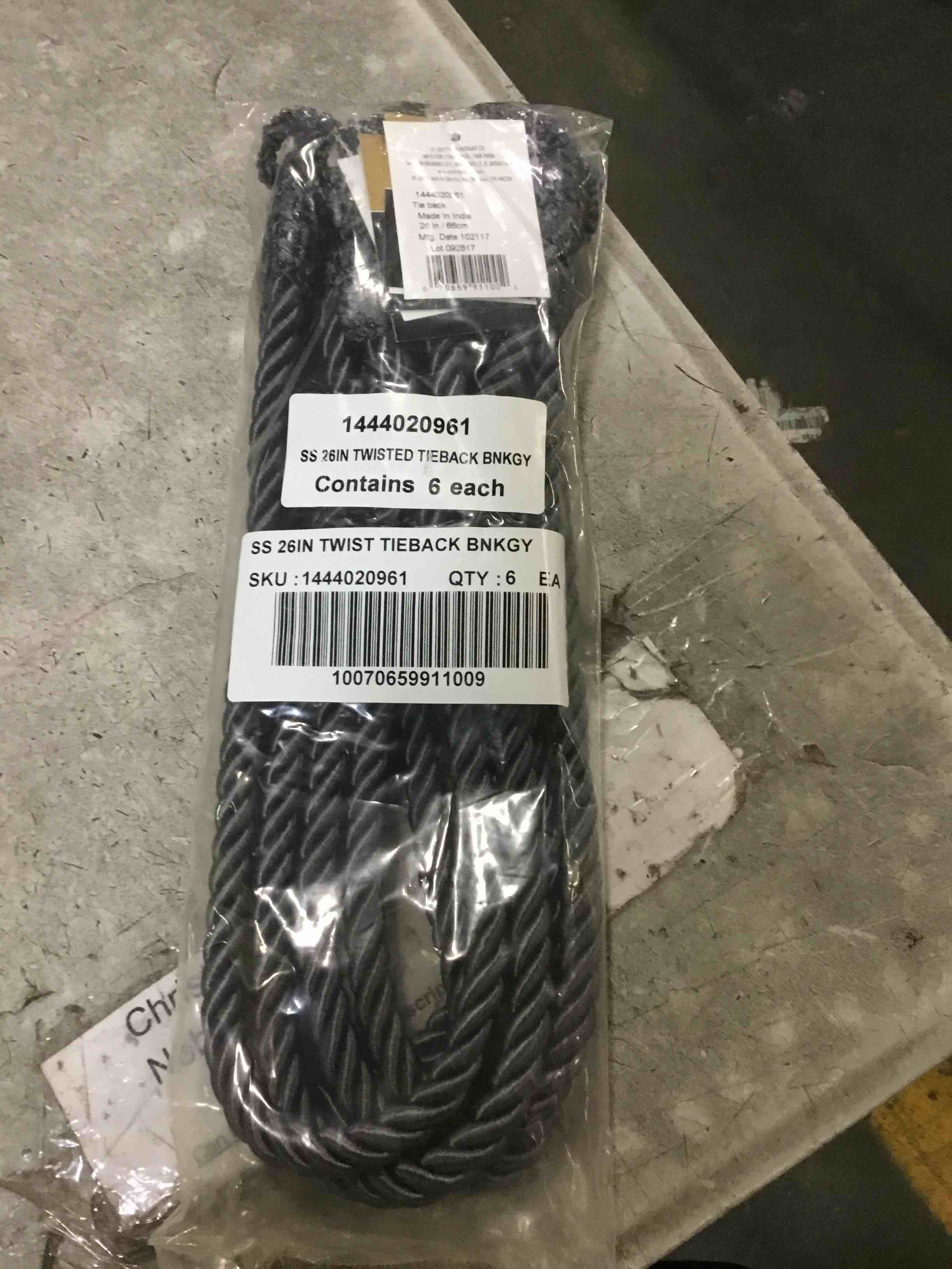 https://s3.amazonaws.com/lotting-images-prod/070659911002_1677522078140.jpeg
