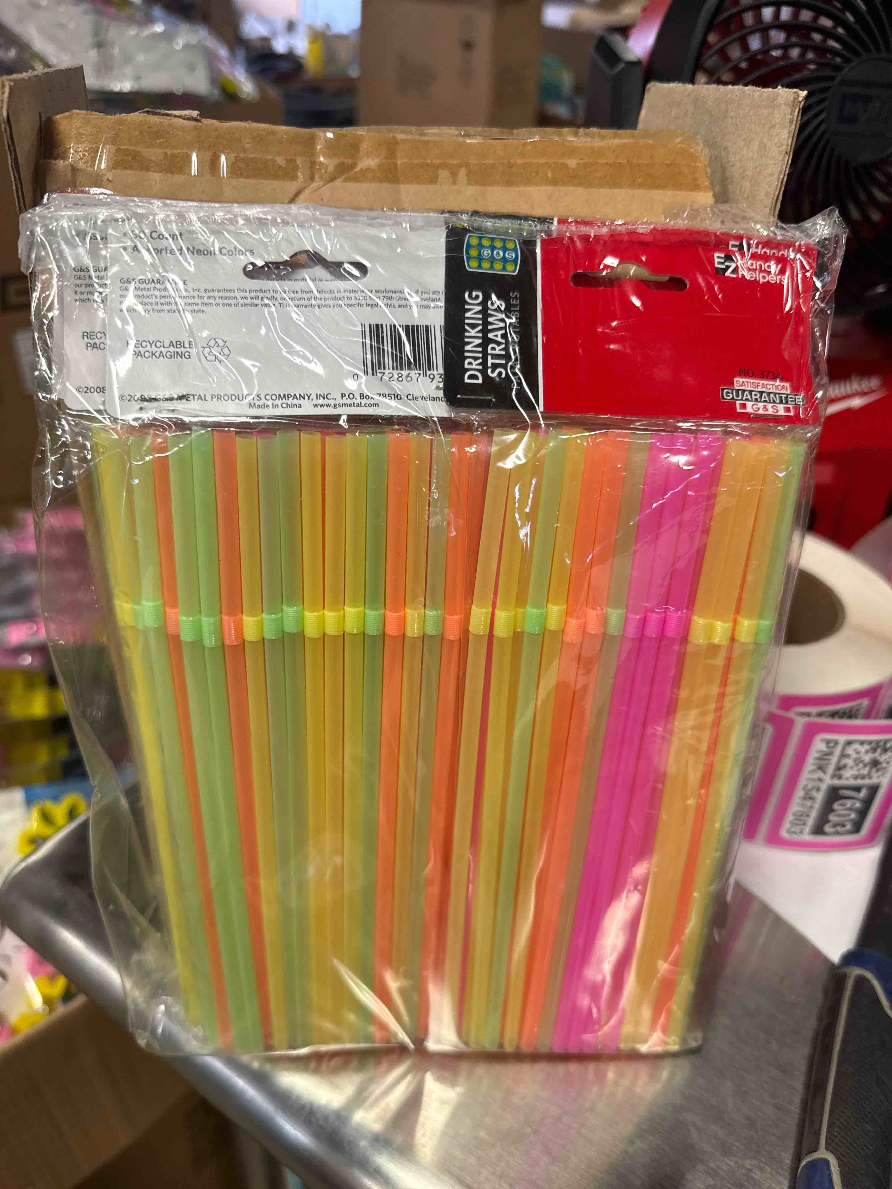 Case of 12 50  count packs of neon drinking straws