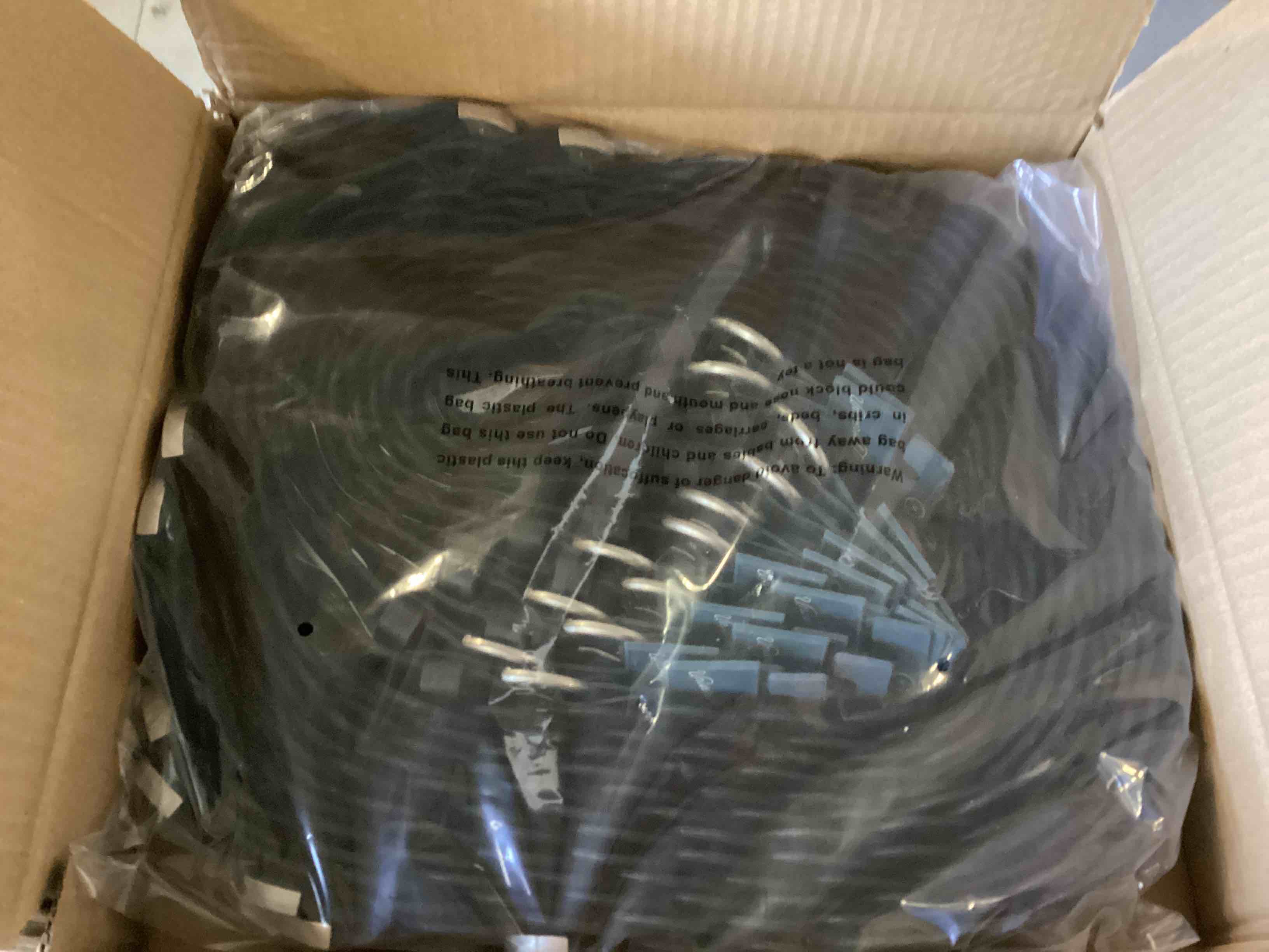 https://s3.amazonaws.com/lotting-images-prod/10196365604407_1702045311962.jpeg