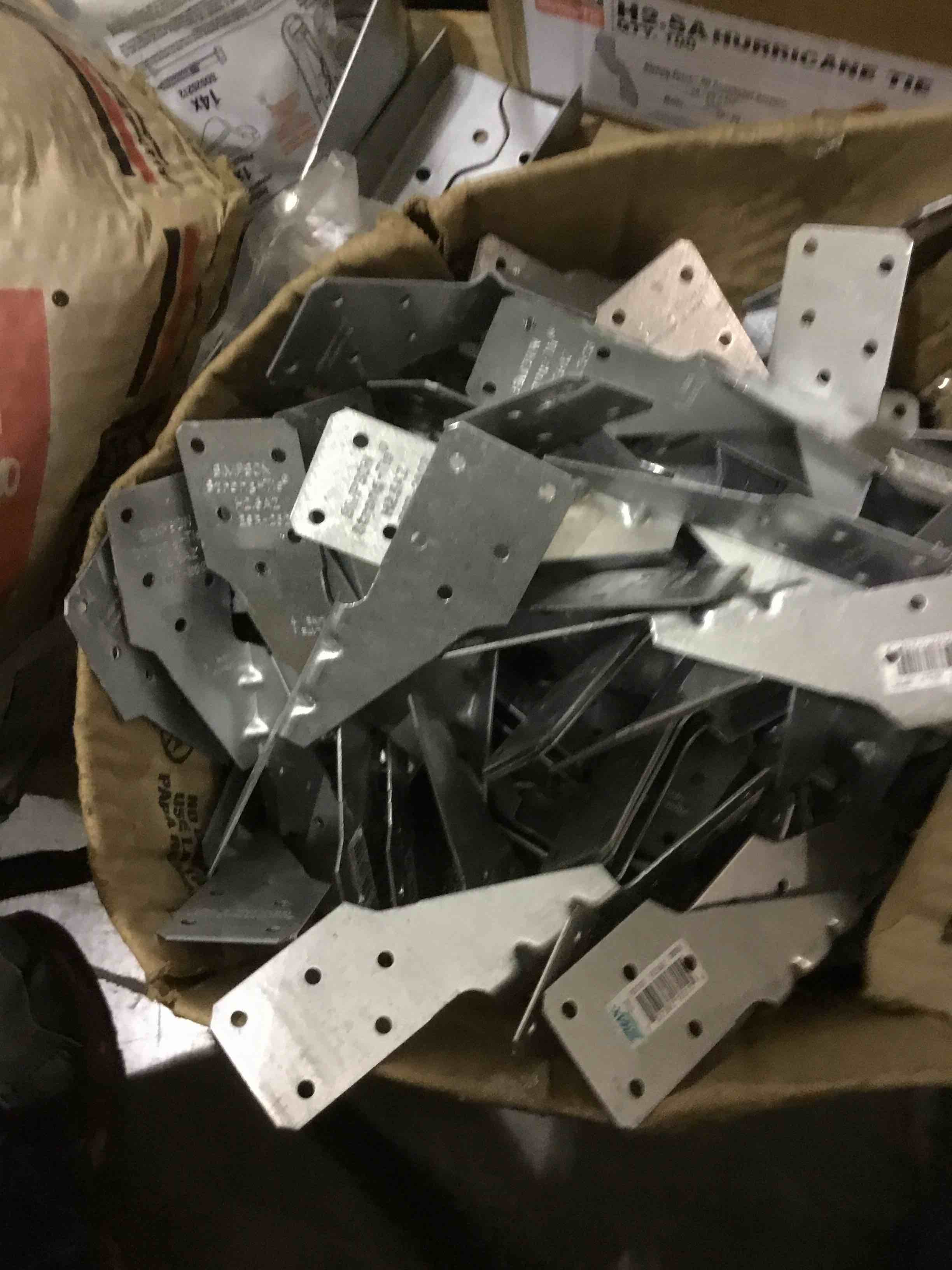 https://s3.amazonaws.com/lotting-images-prod/10707392398803_1642084320331.jpeg