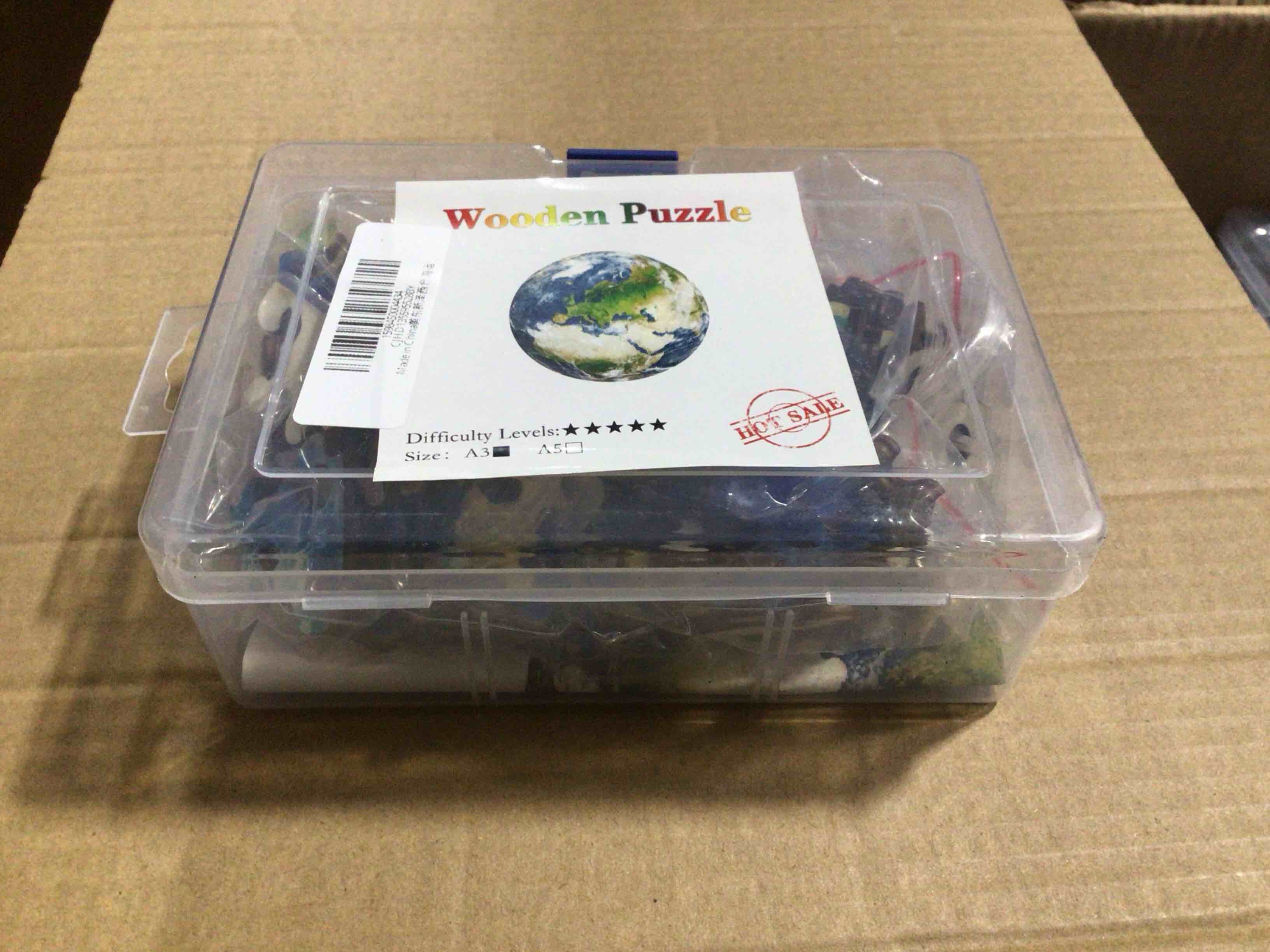 CraftHub Wooden Puzzle of the Earth, Size A3 in a Plastic Box