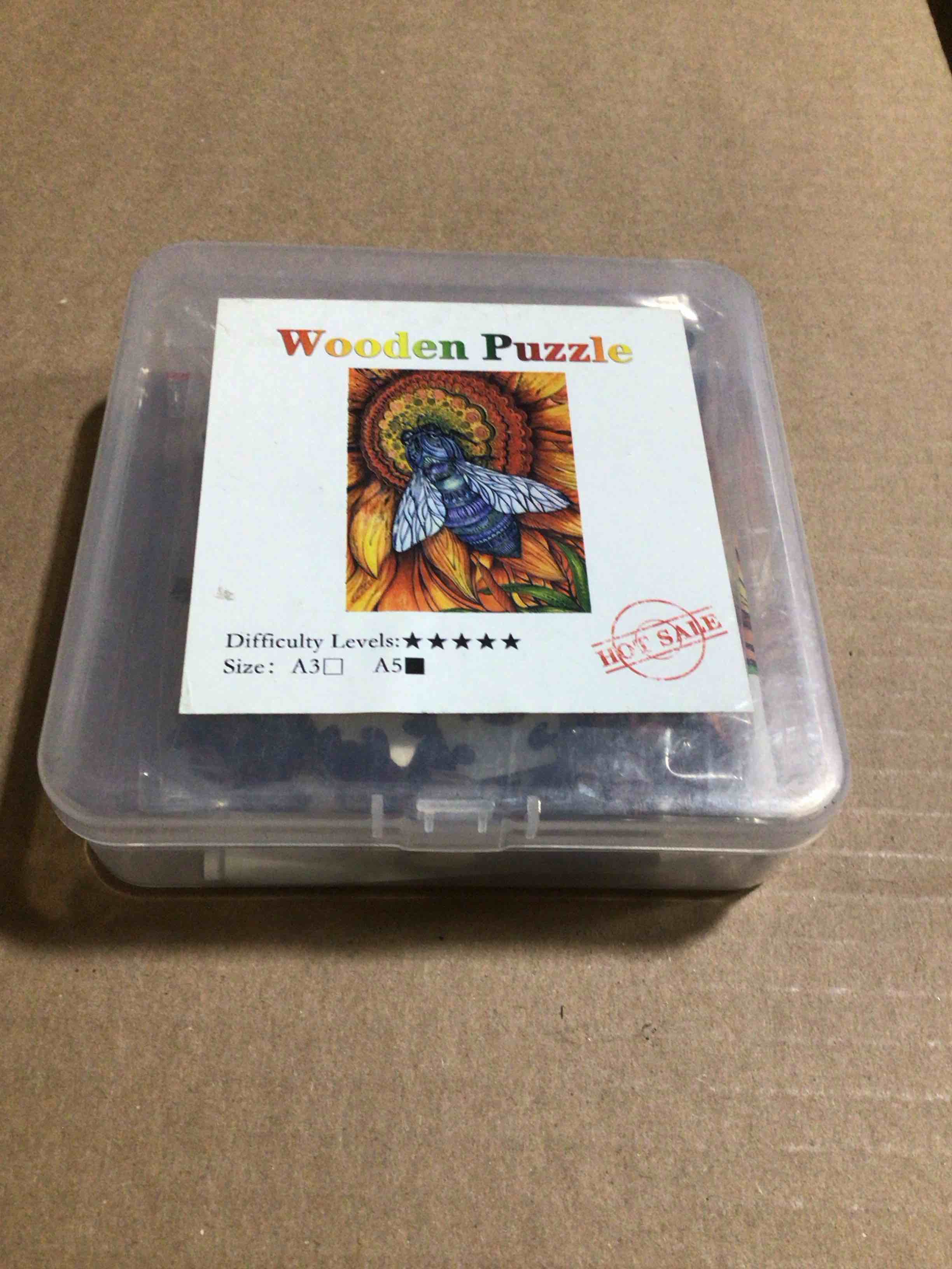 CraftHub Wooden Puzzle of a Bumble Bee, Size A5 in a Plastic Box