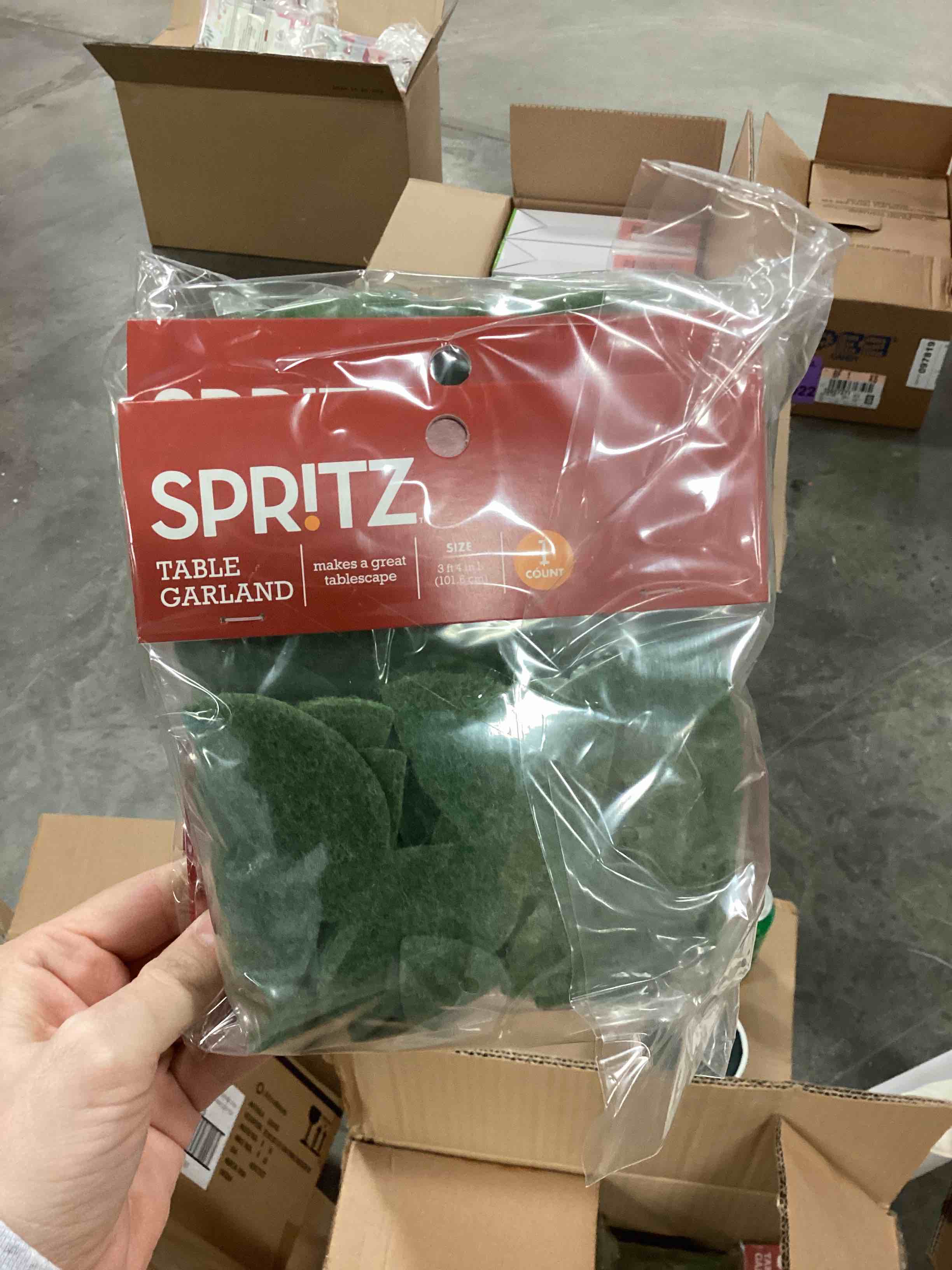 https://s3.amazonaws.com/lotting-images-prod/191908889955_1681479275963.jpeg