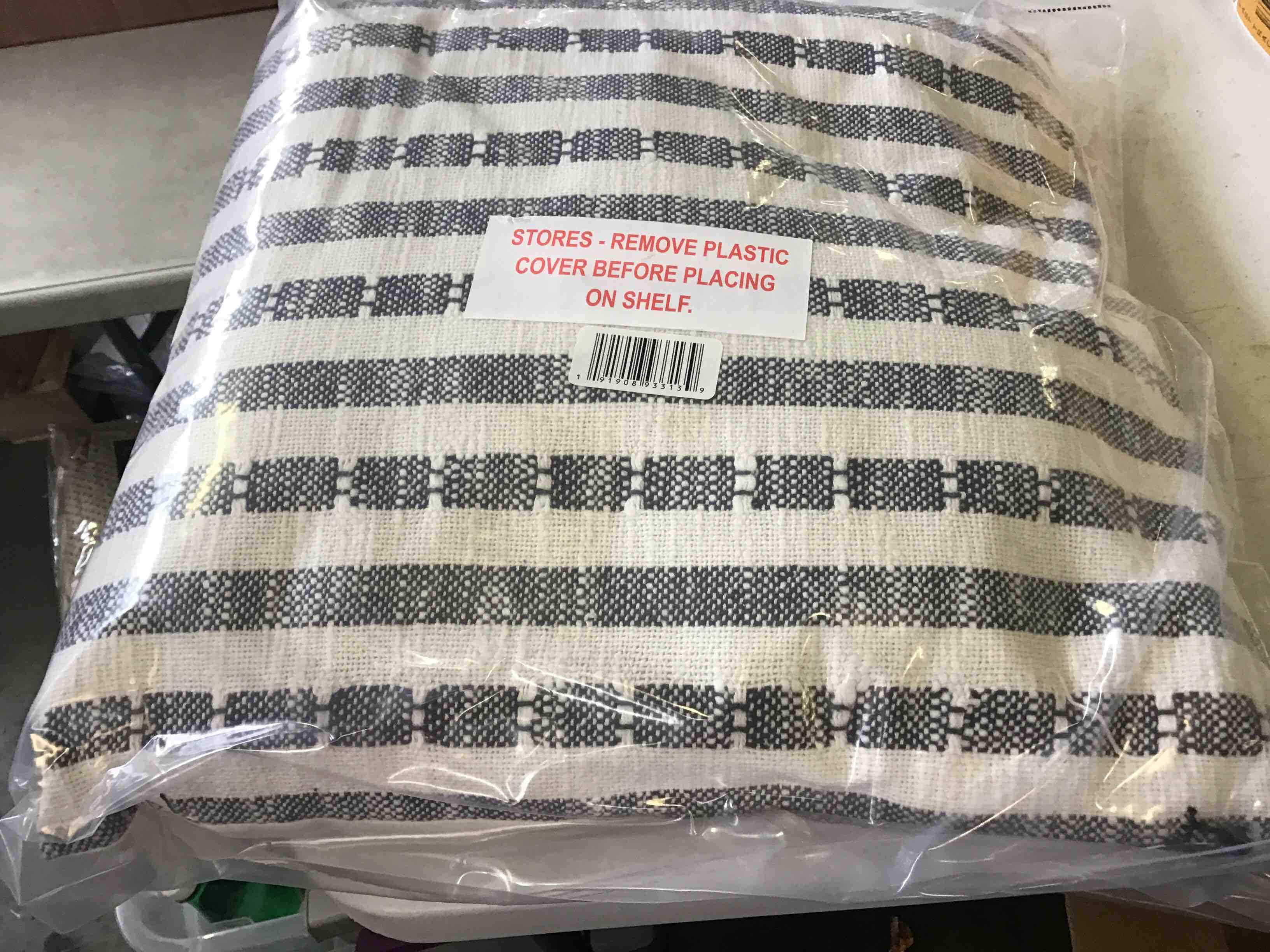 https://s3.amazonaws.com/lotting-images-prod/191908933139_1693325174776.jpeg