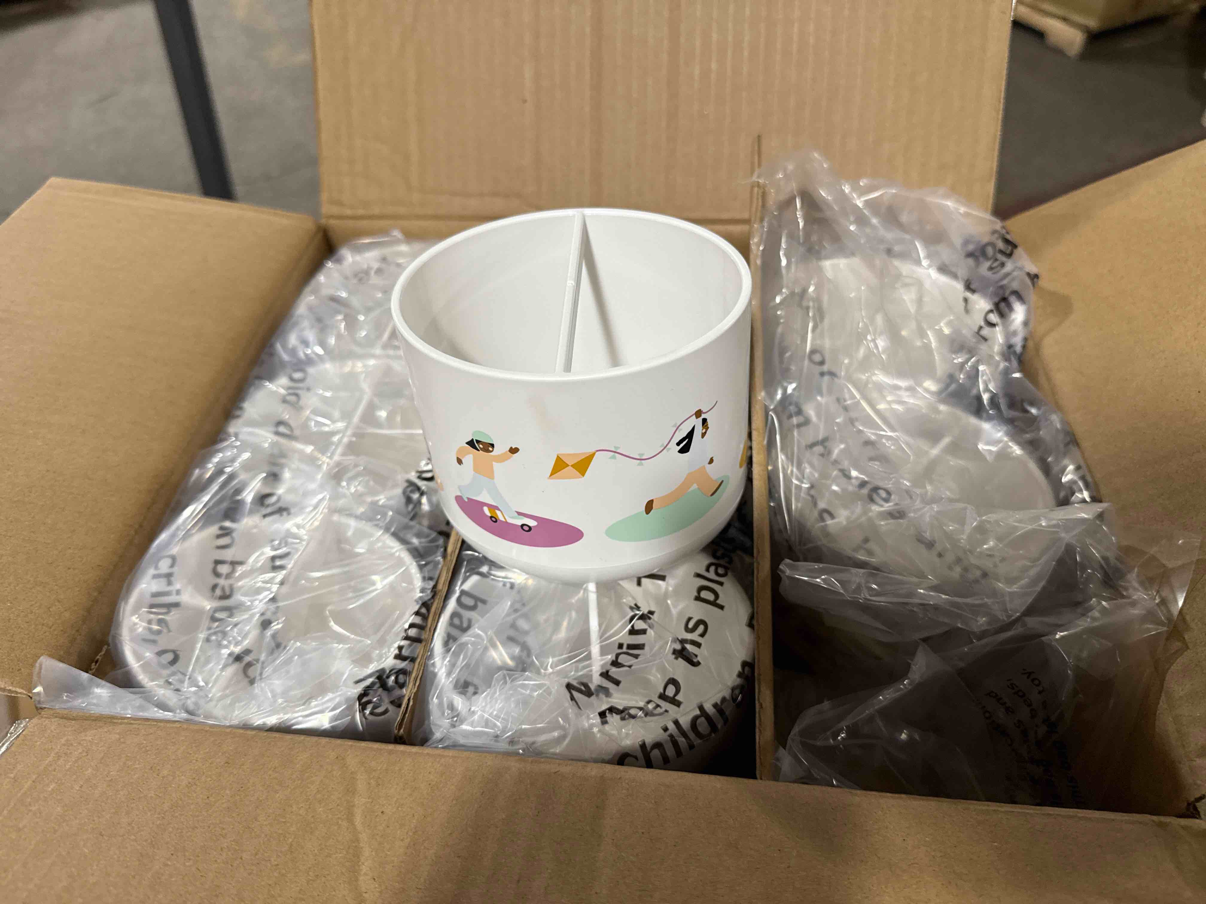 https://s3.amazonaws.com/lotting-images-prod/191908984100_1755637677984.jpeg