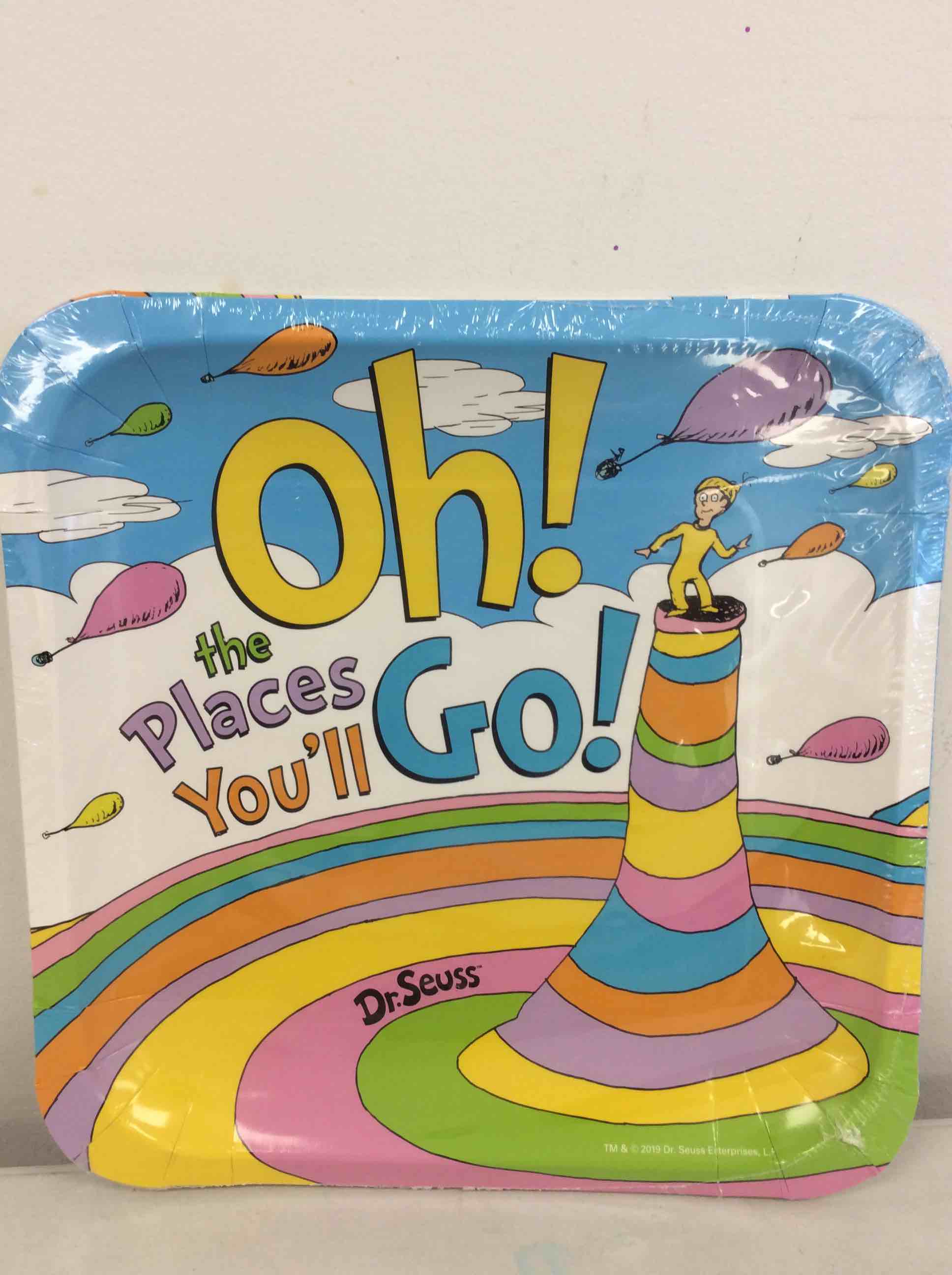 Condition photo showing New/Like New for fun express dr. seuss™ oh, the places you’ll go square paper dinner plates - 8 count