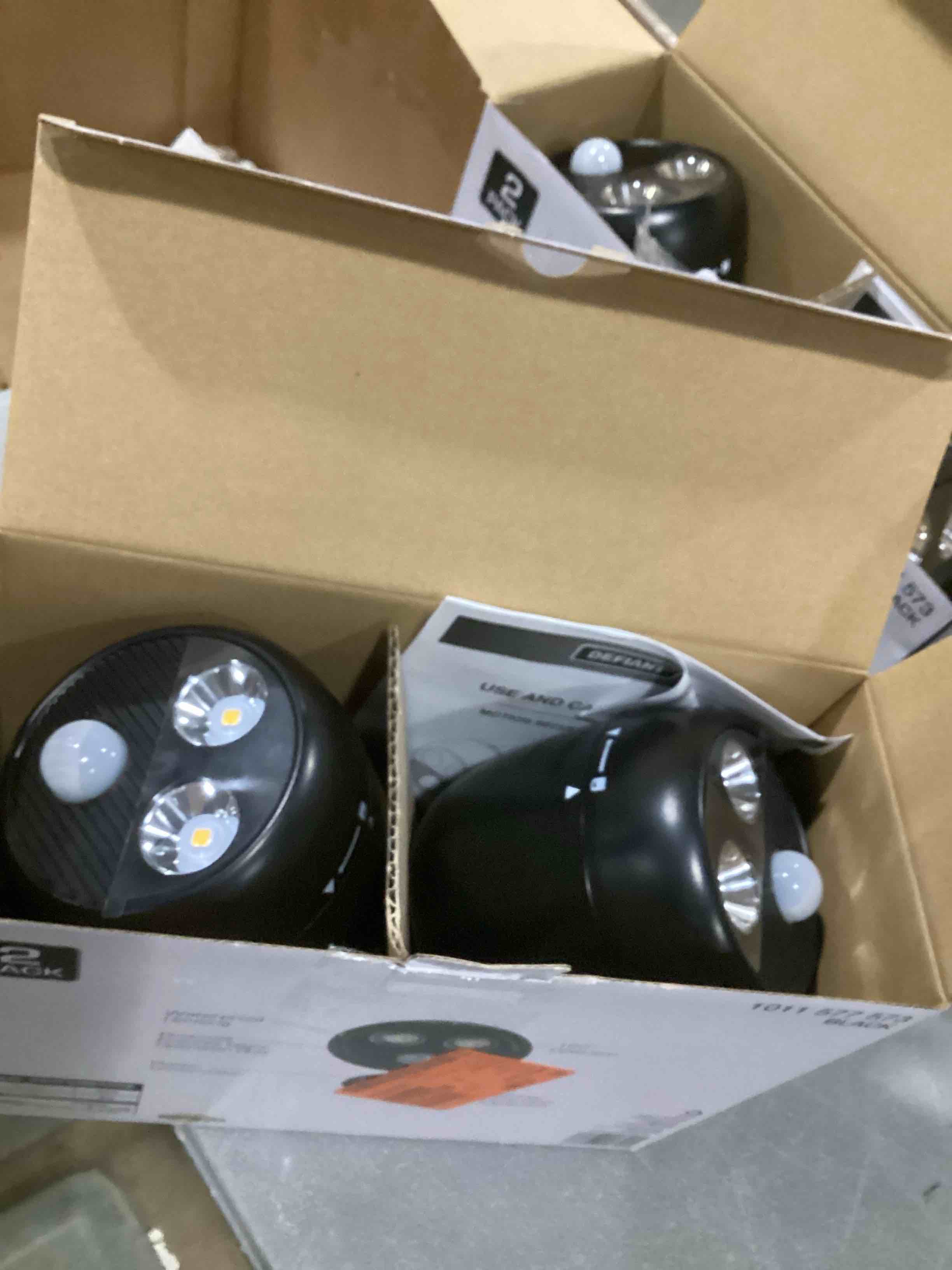 https://s3.amazonaws.com/lotting-images-prod/192968027905_1738849742305.jpeg