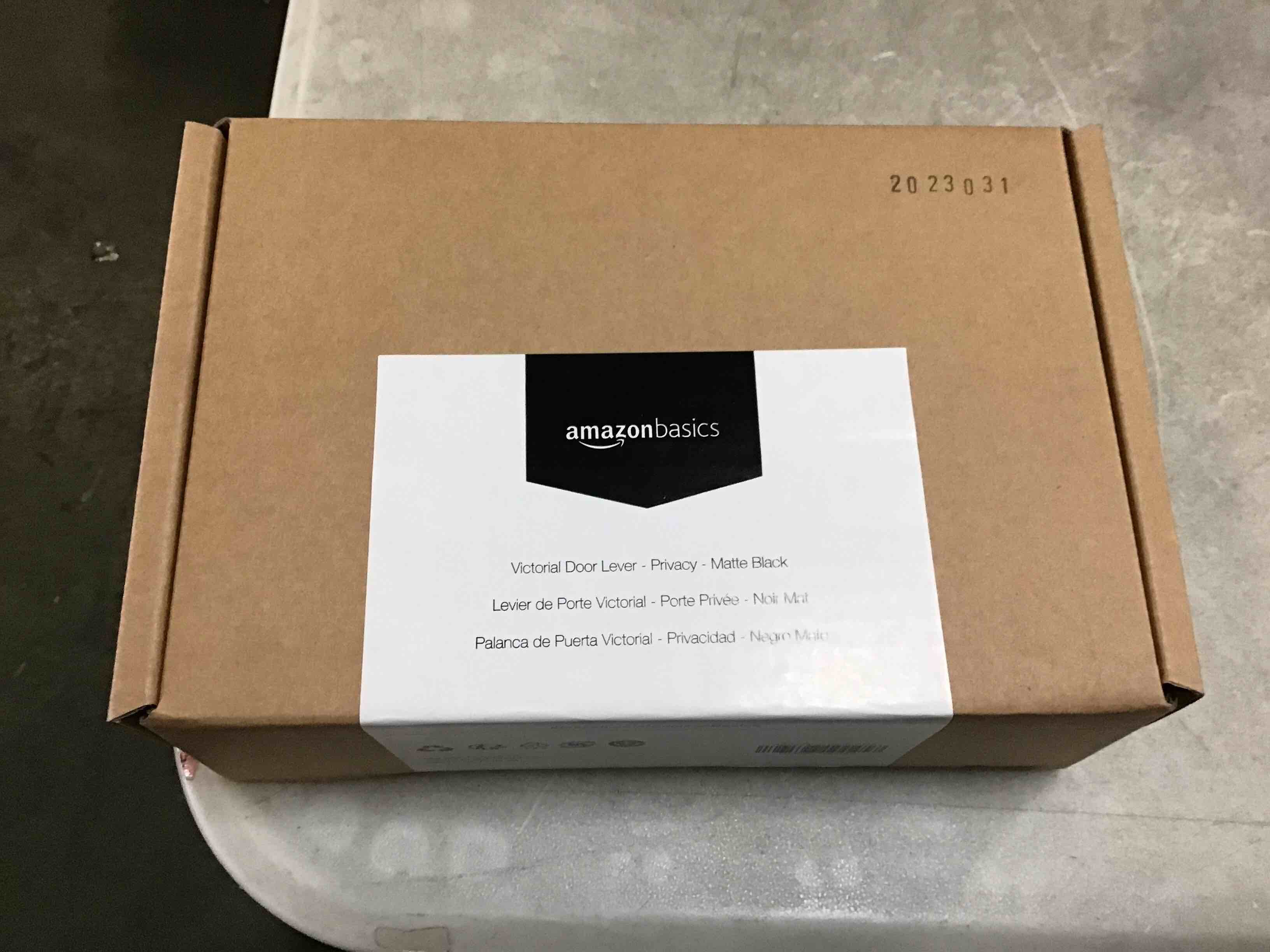 https://s3.amazonaws.com/lotting-images-prod/193598100457_1688151394241.jpeg