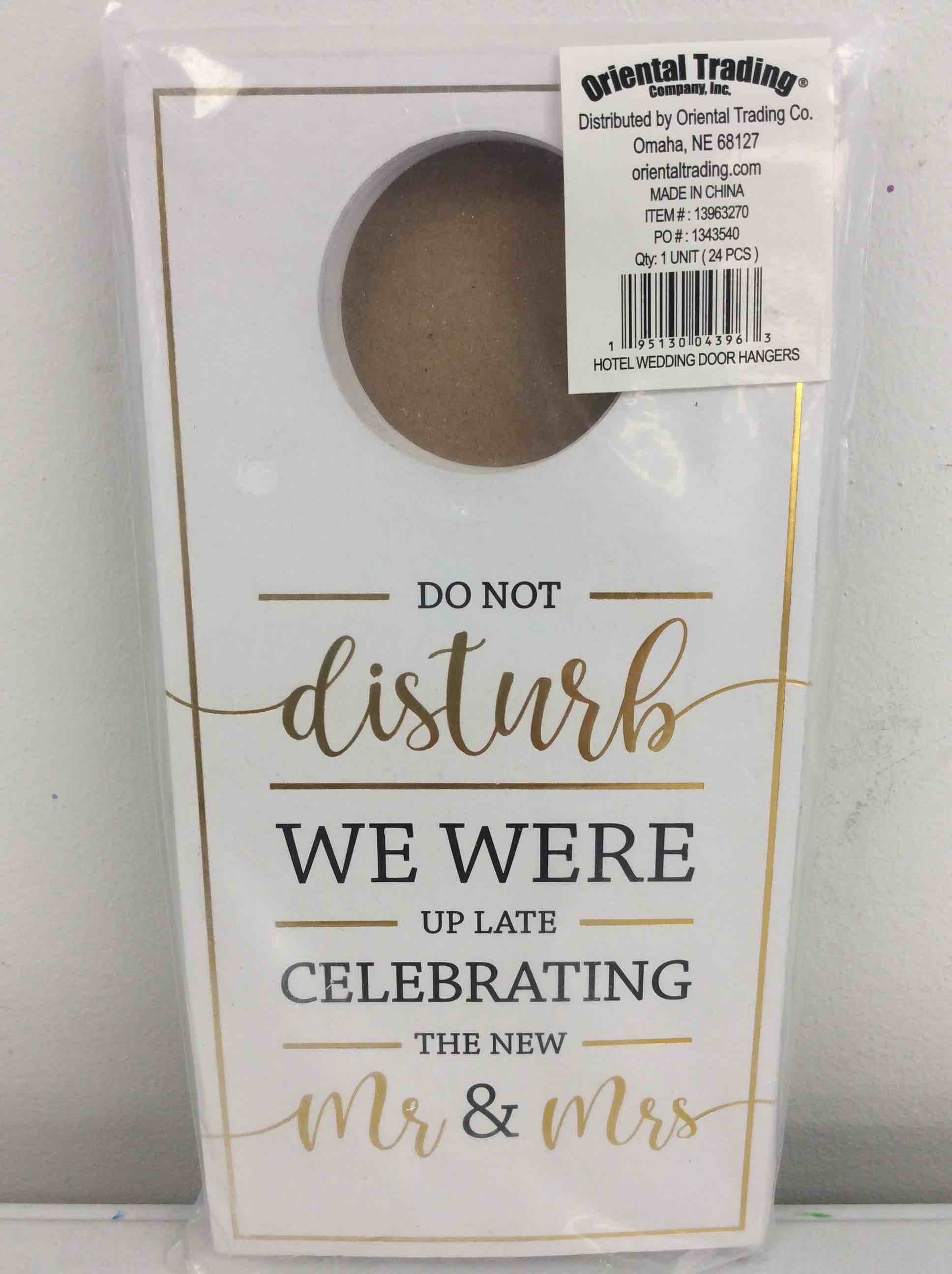 Condition photo showing New/Like New for fun express wedding hotel door hangers 8.5 inch - double-sided do not disturb signs for wedding party decor - perfect for celebrations - 24 pieces - white & gold