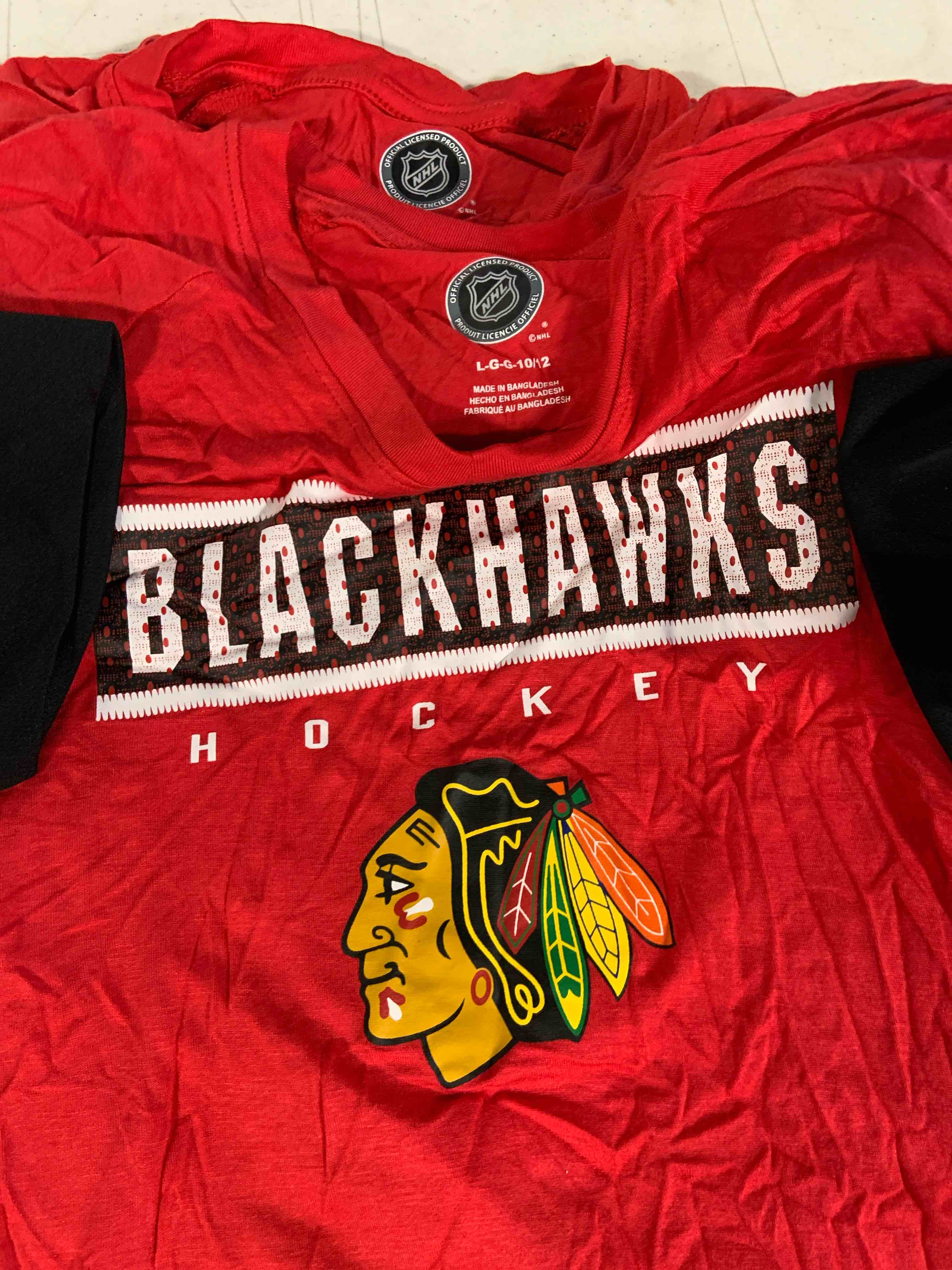 Girls Size Large Chicago Blackhawks soft t-shirt