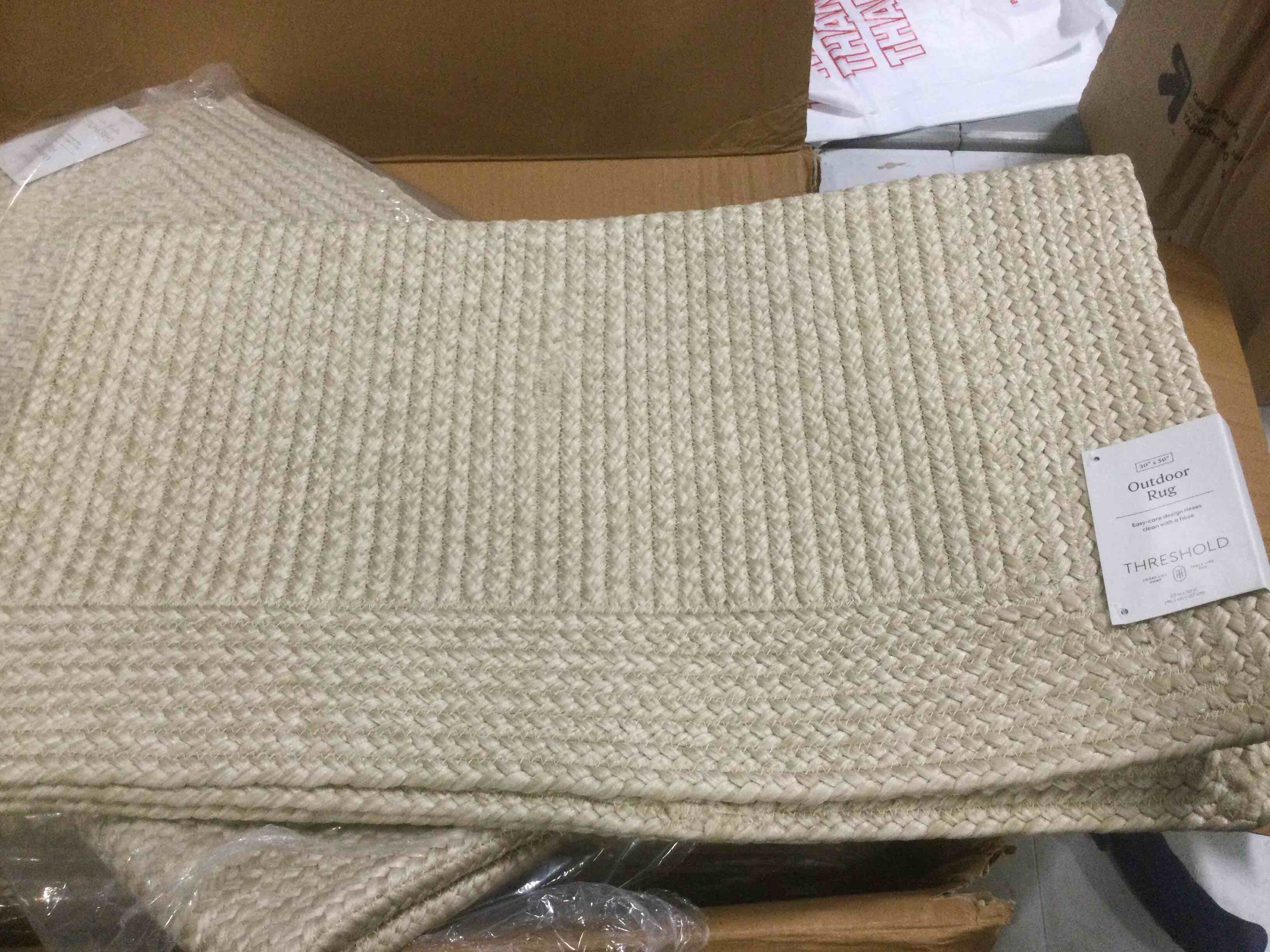 https://s3.amazonaws.com/lotting-images-prod/197543347881_1715701744367.jpeg