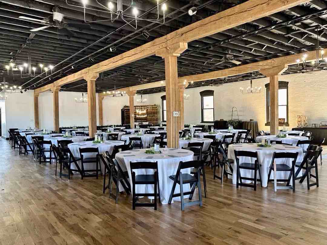 https://s3.amazonaws.com/lotting-images-prod/2.25-White-Oak_1769193541541.jpeg