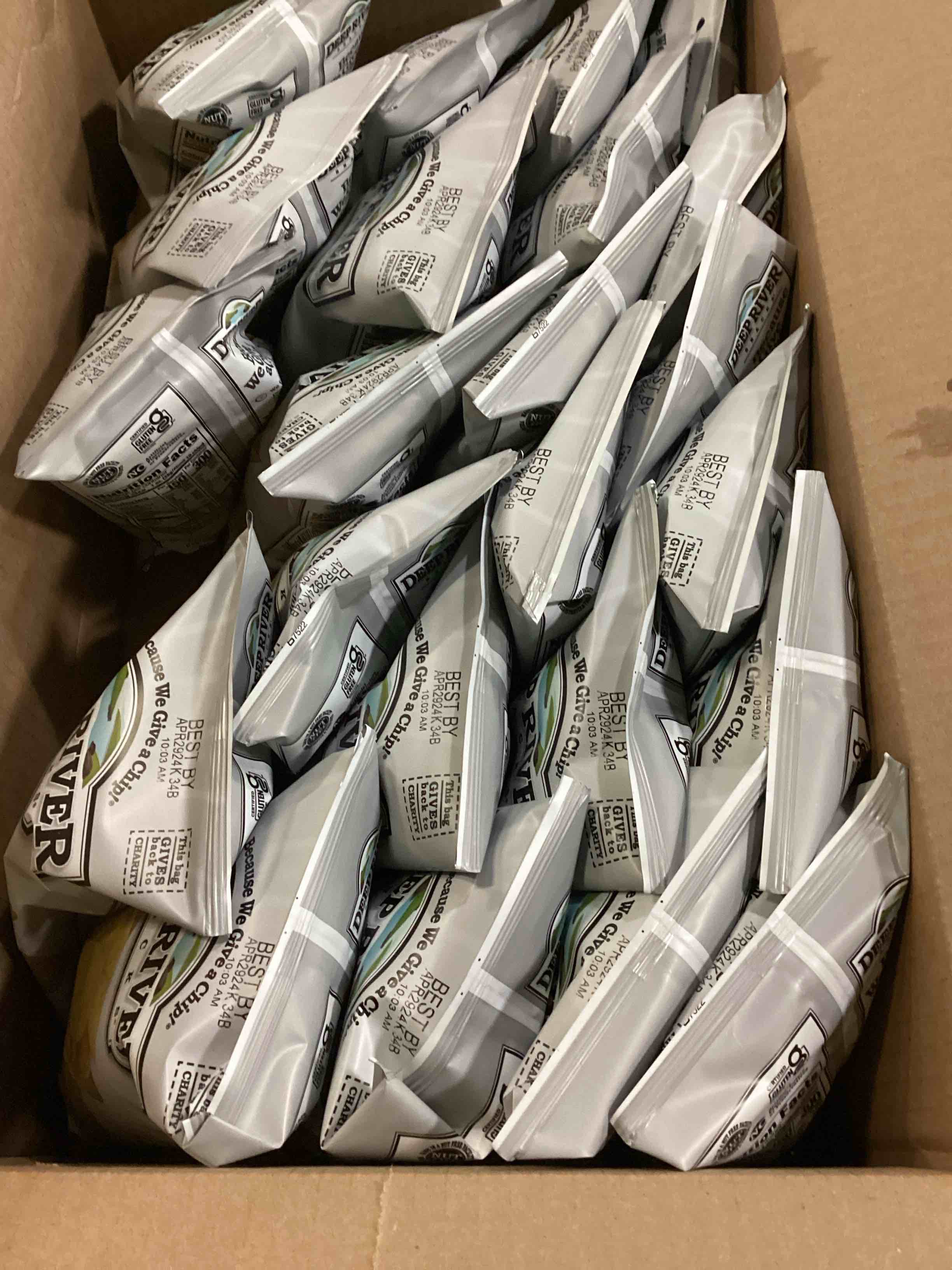 https://s3.amazonaws.com/lotting-images-prod/20850668000409_1718046258076.jpeg