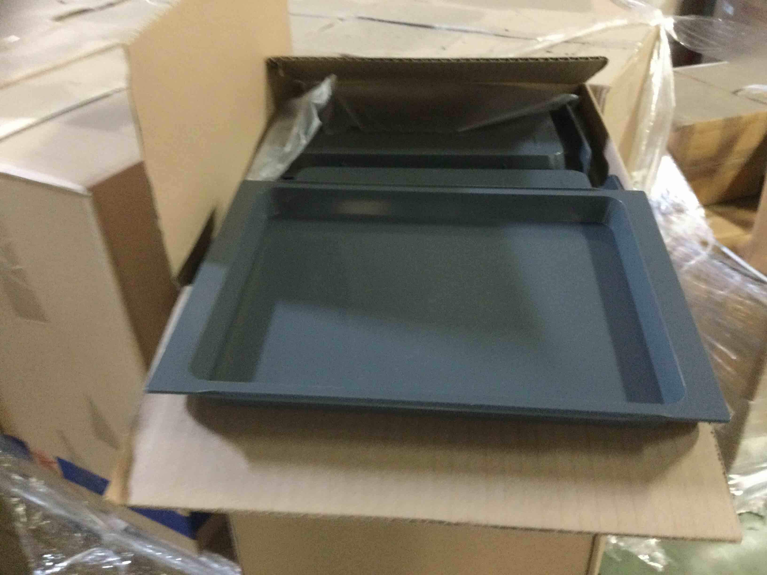 10.5inx7.5in plastic tray 