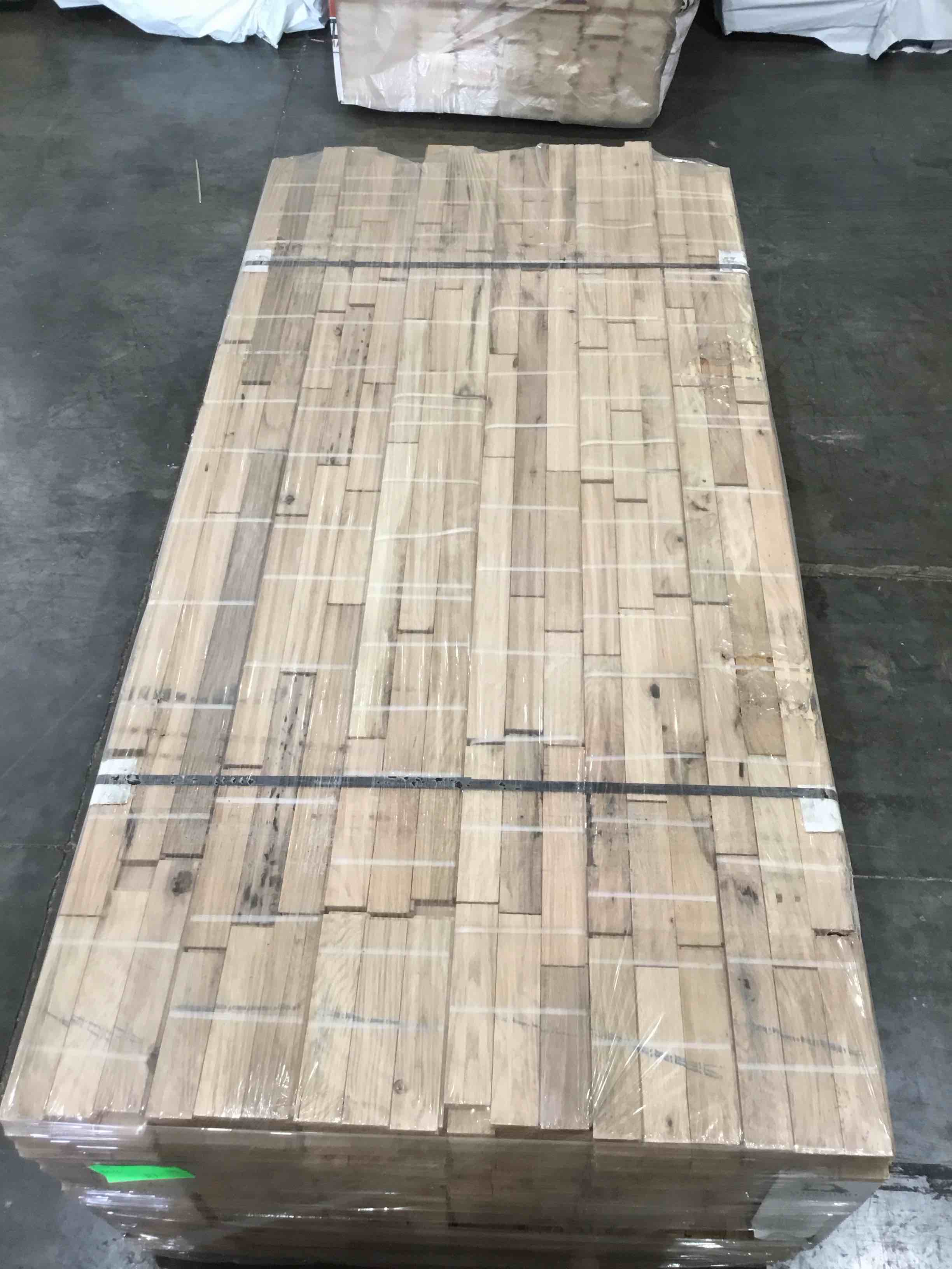 https://s3.amazonaws.com/lotting-images-prod/3.25-Red-Oak_1769192819567.jpeg