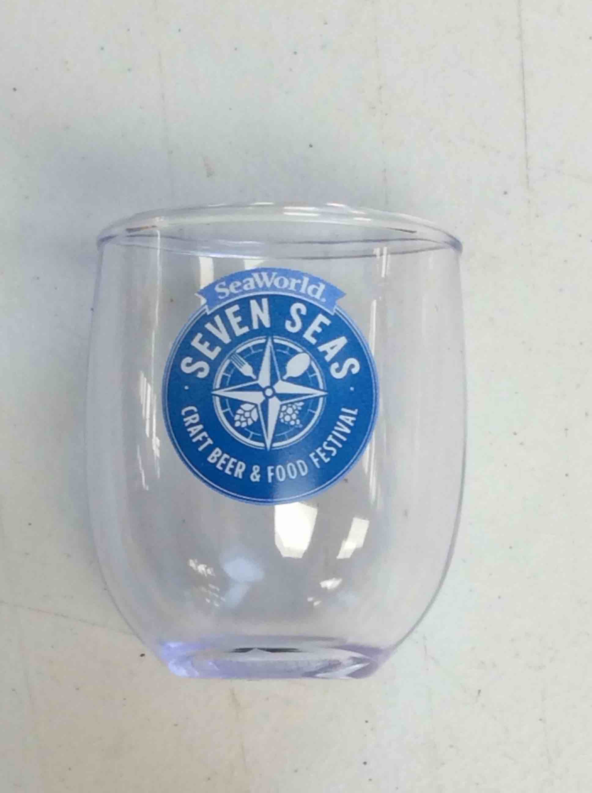 Condition photo showing New/Like New for seaworld seven seas craft beer & food festival plastic cup