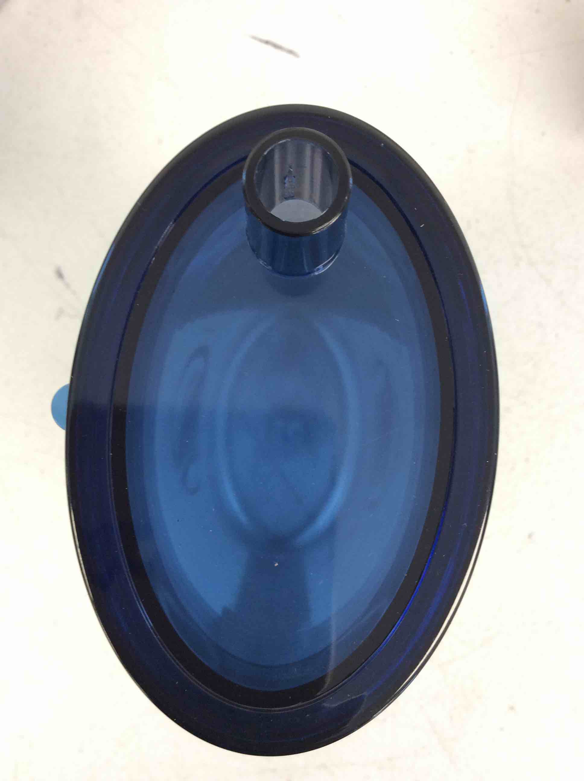 Condition photo showing New/Like New for box of seaworld plastic cups 
