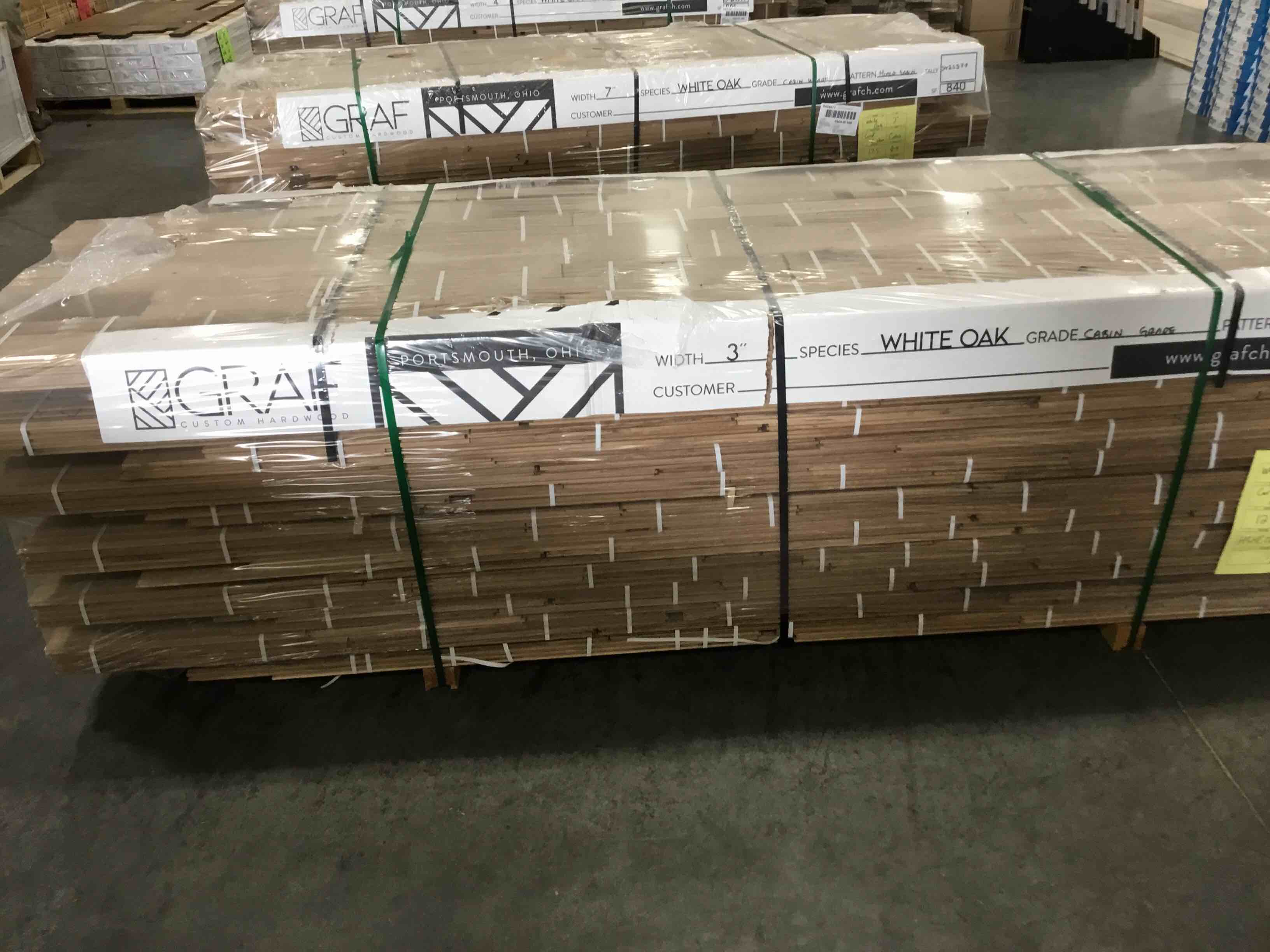https://s3.amazonaws.com/lotting-images-prod/3WhiteCabin_1754329626739.jpeg