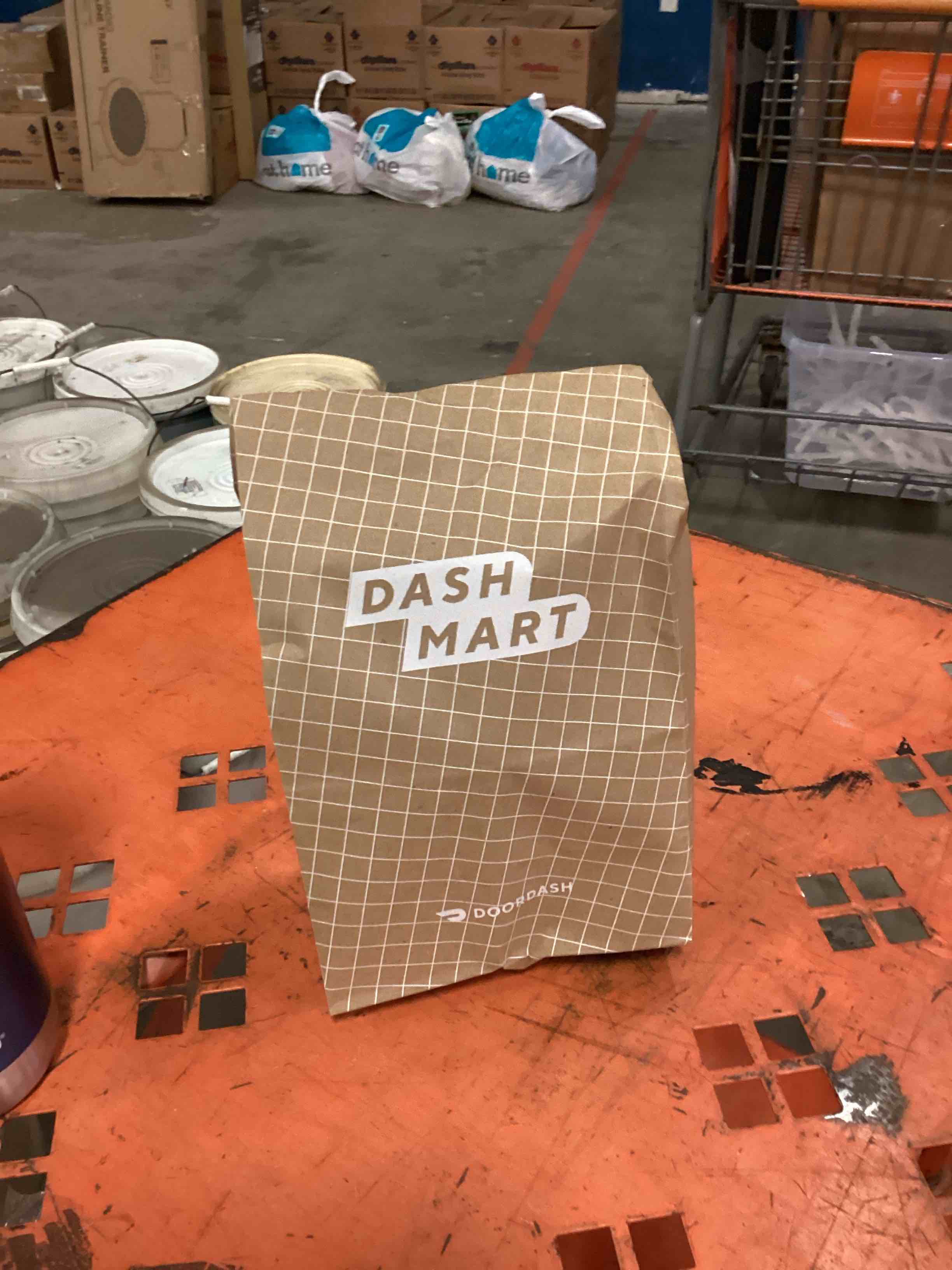 https://s3.amazonaws.com/lotting-images-prod/430001779122_1754064230414.jpeg