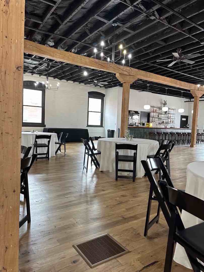 https://s3.amazonaws.com/lotting-images-prod/5-White-Oak_1769193983680.jpeg