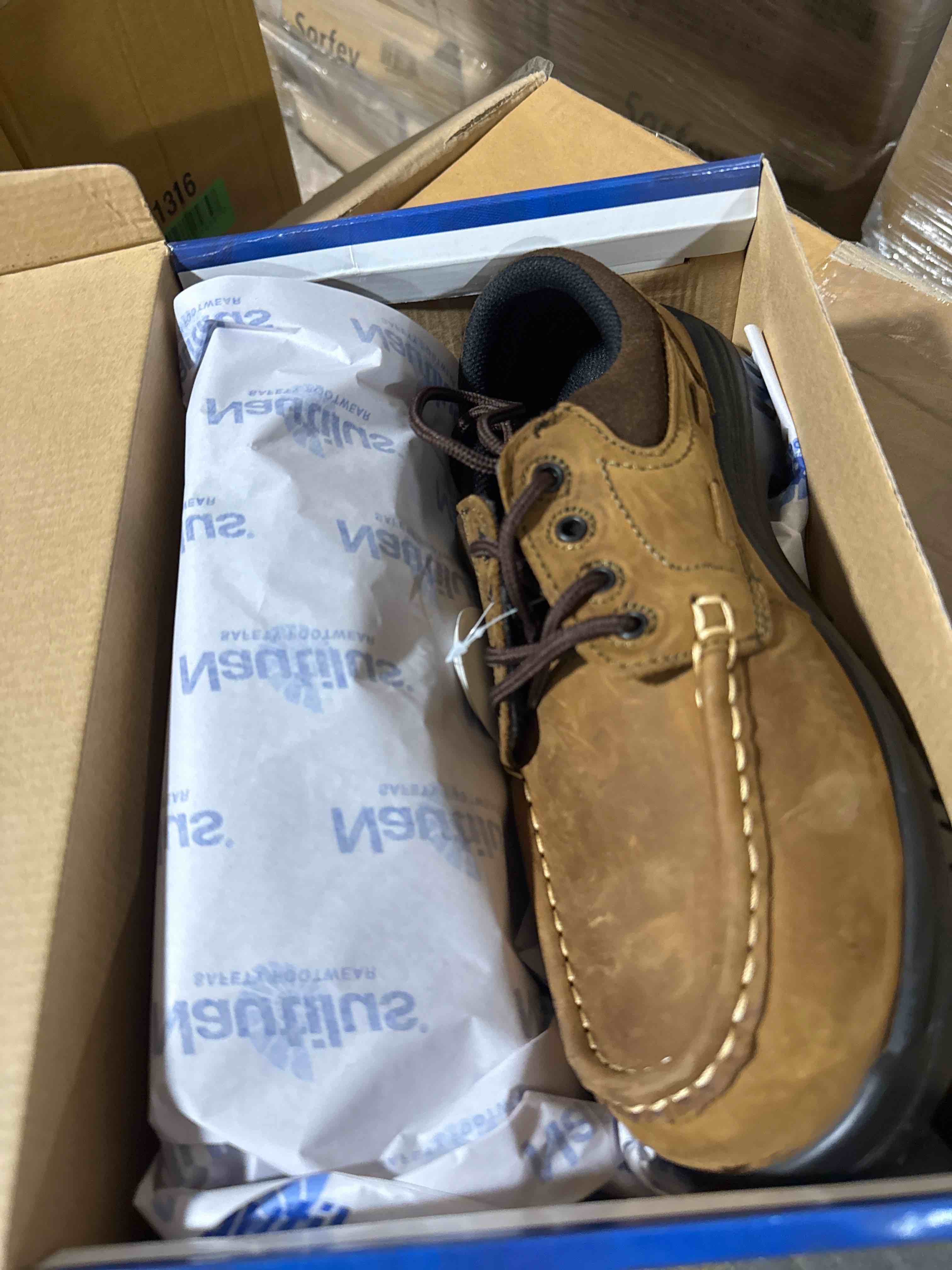Condition photo showing Brand New for 10.5 wide Nautilus Men's 1826 Slip Resistant Comp Toe No Exposed Metal EH Moc Toe Oxford