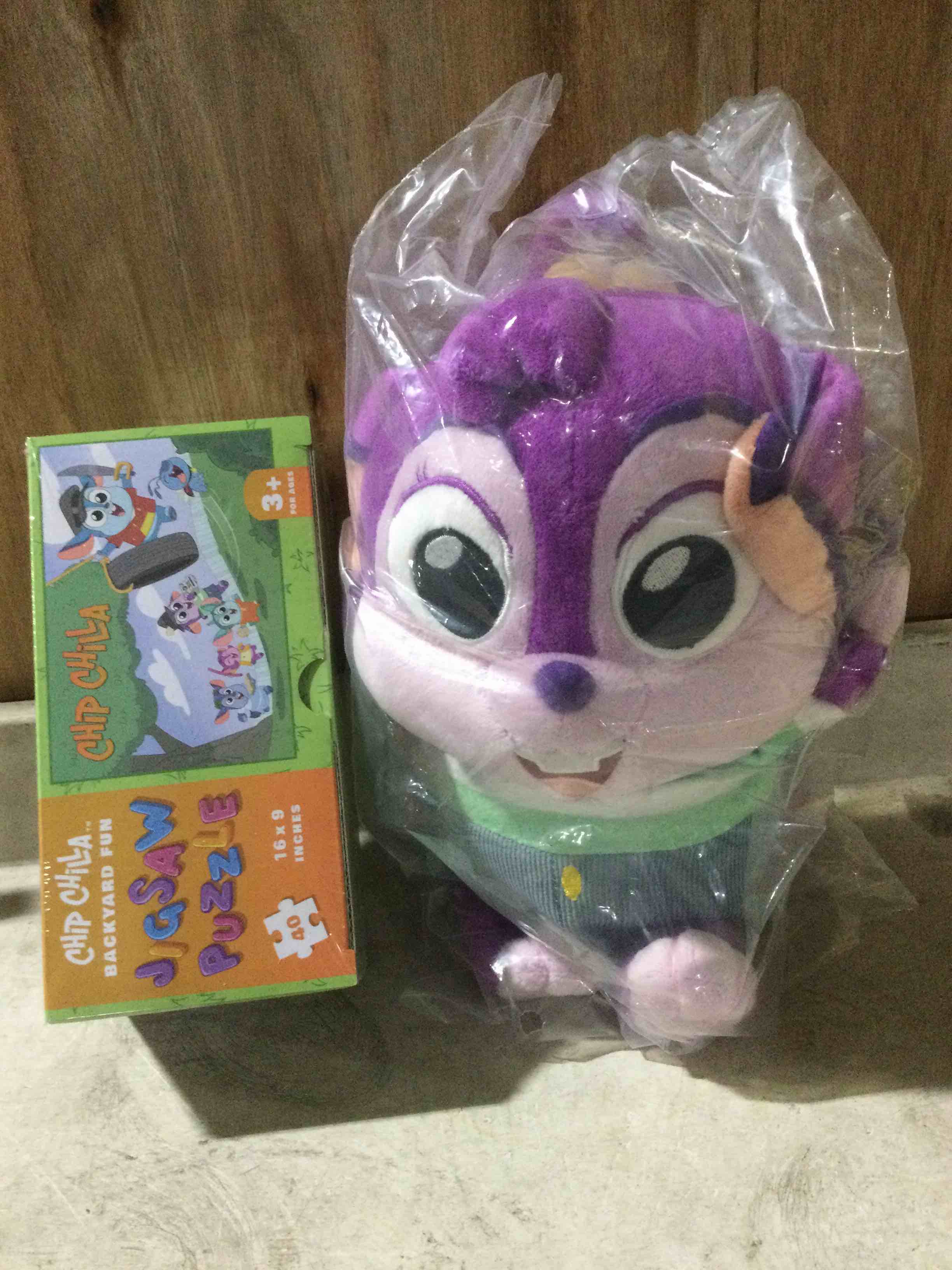 chip chilla 40pc jigsaw puzzle and plush chilla set